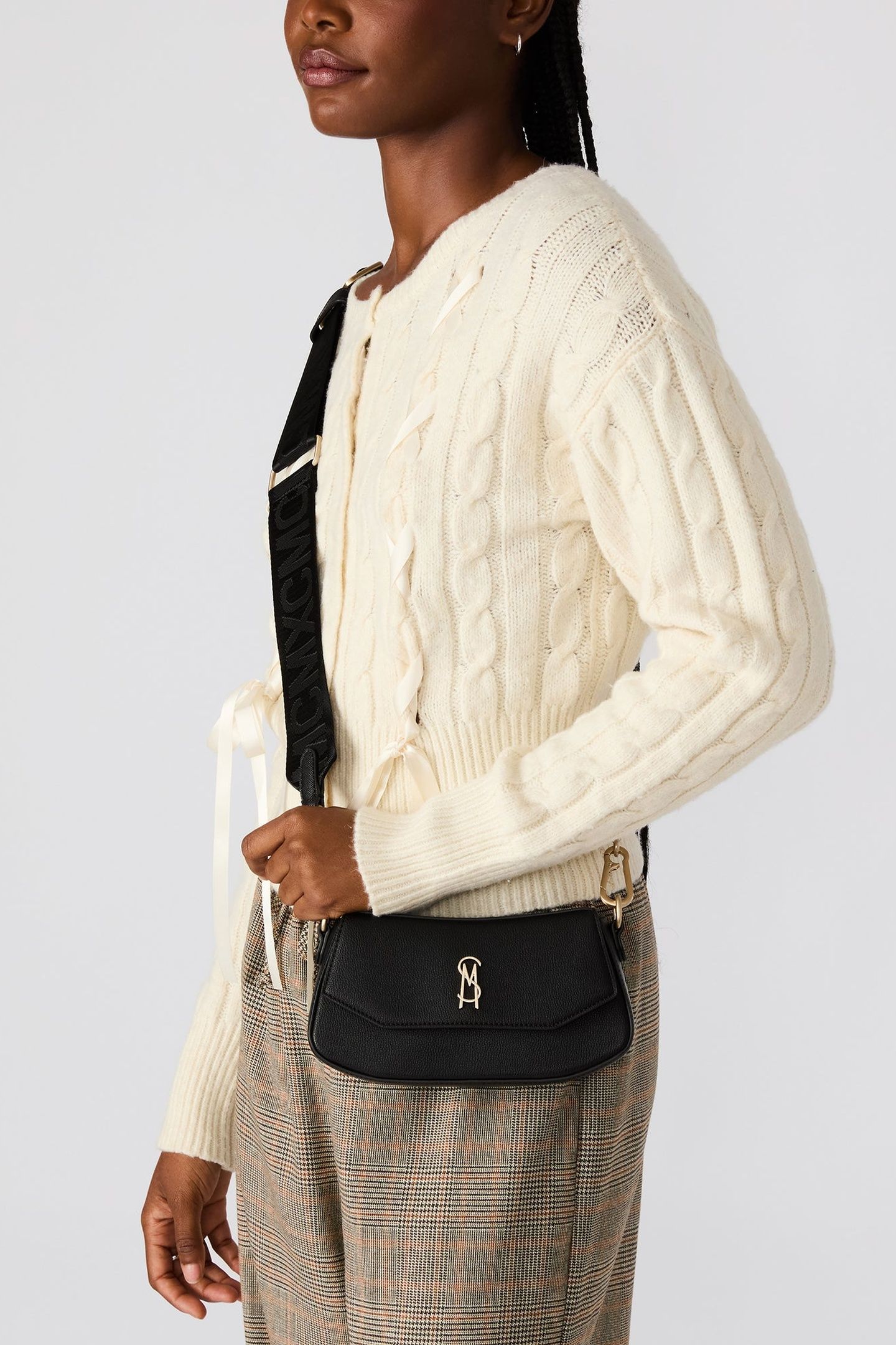 UNISEX BTAIGA BAGS BLACK 2