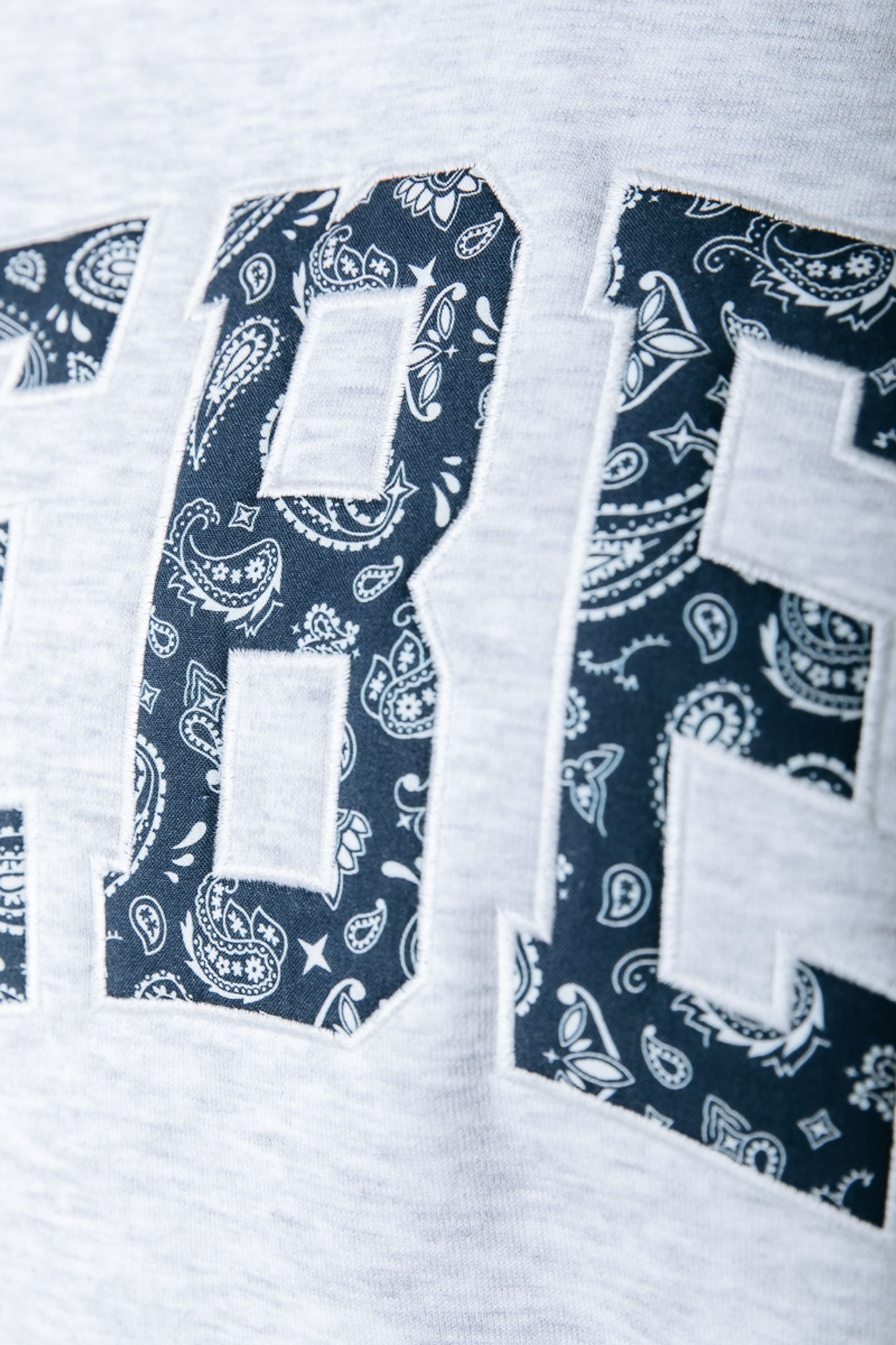 REBEL PAISLEY PATCH DROPPED SHOULDER SWEAT LIGHT GREY MELANG 3
