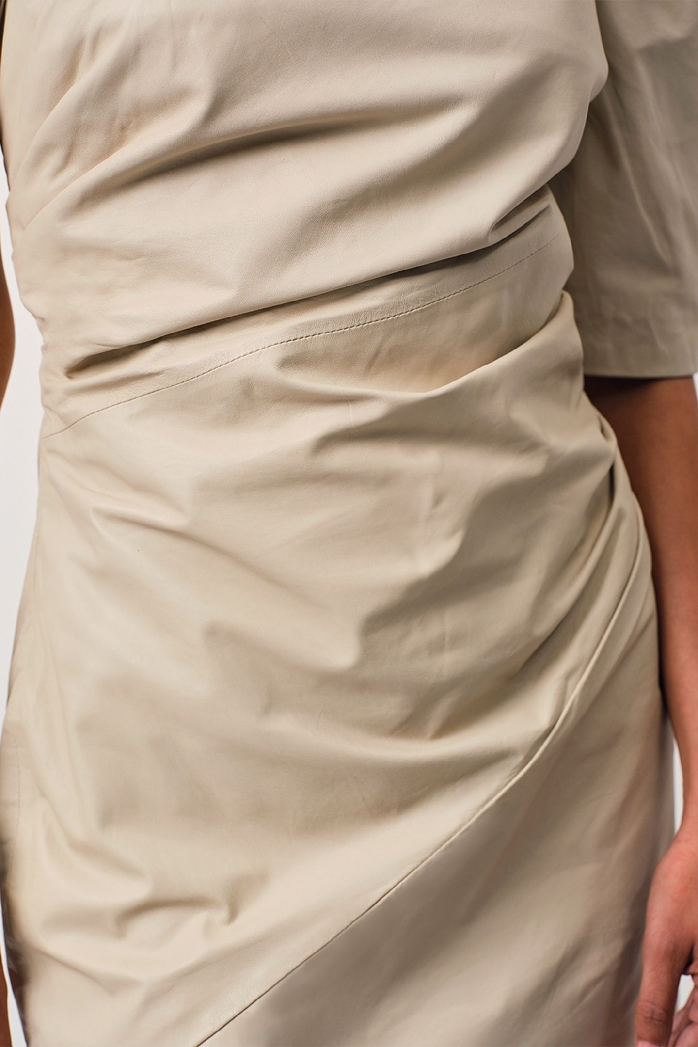 GLEN DRAPEY LEATHER DRESS SESAME BEIGE 5