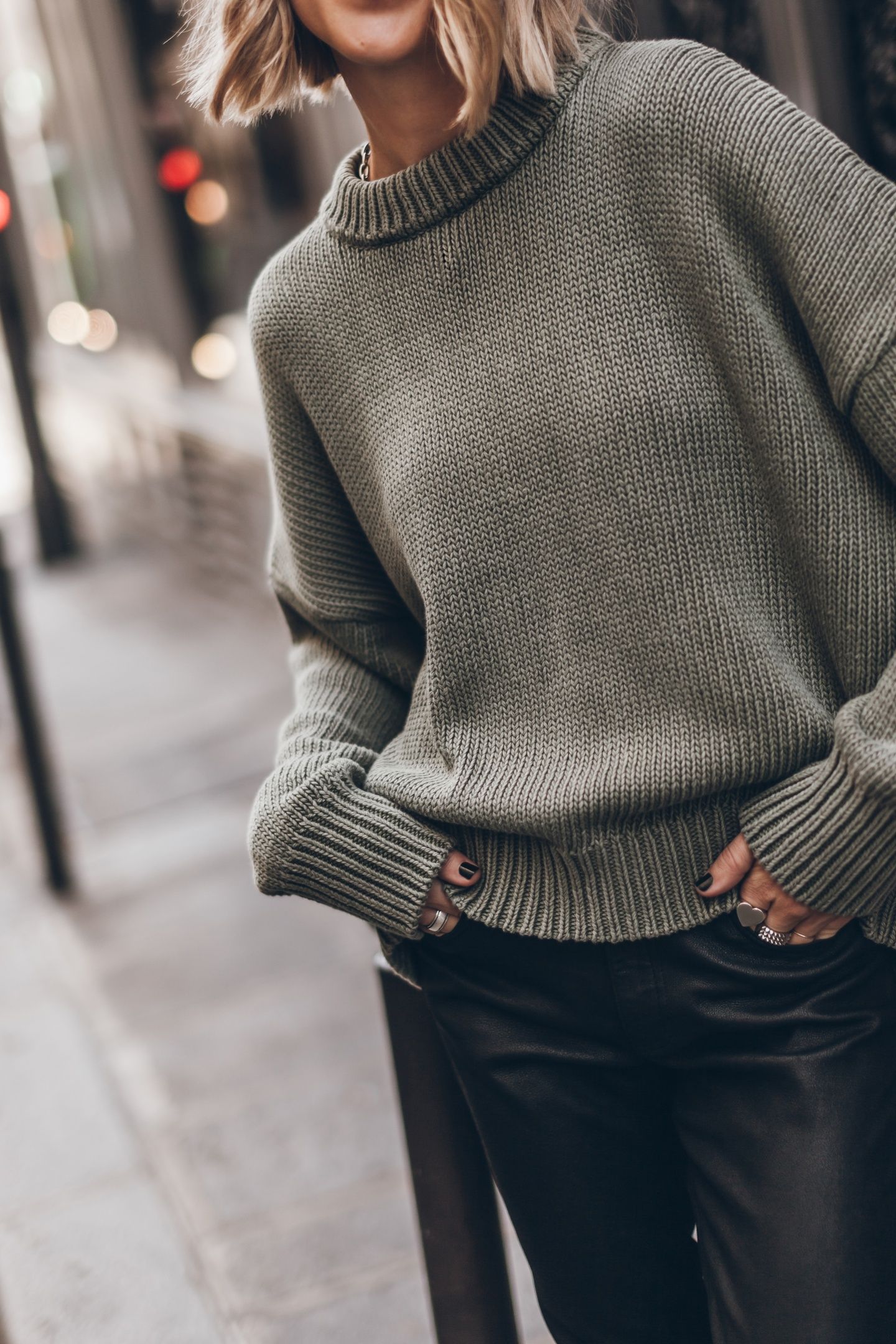 THE GREEN FADED KNIT SWEATER 1