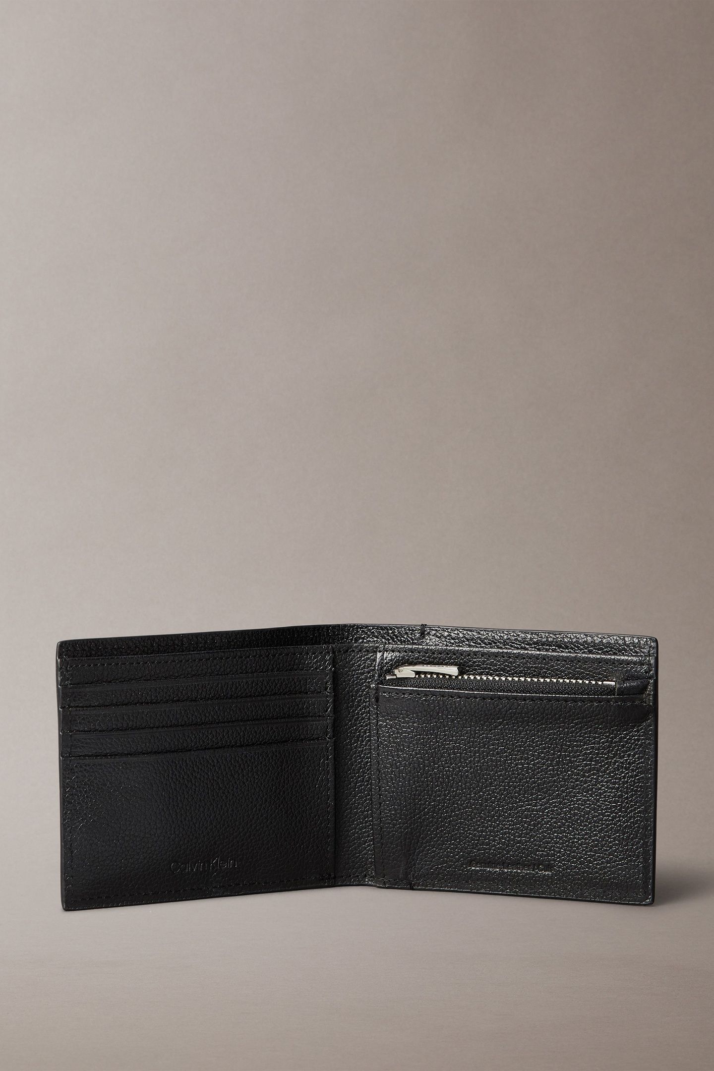 MICROPEBBLE BILLFOLD WALLET BLACK 2
