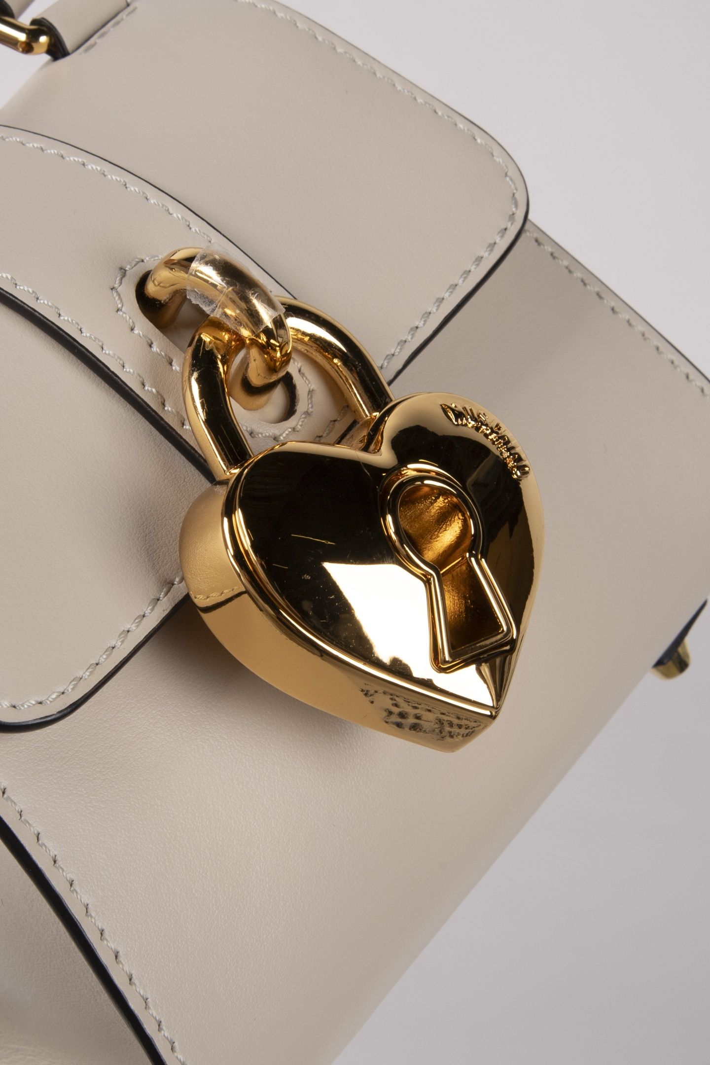 BAG WHITE 4