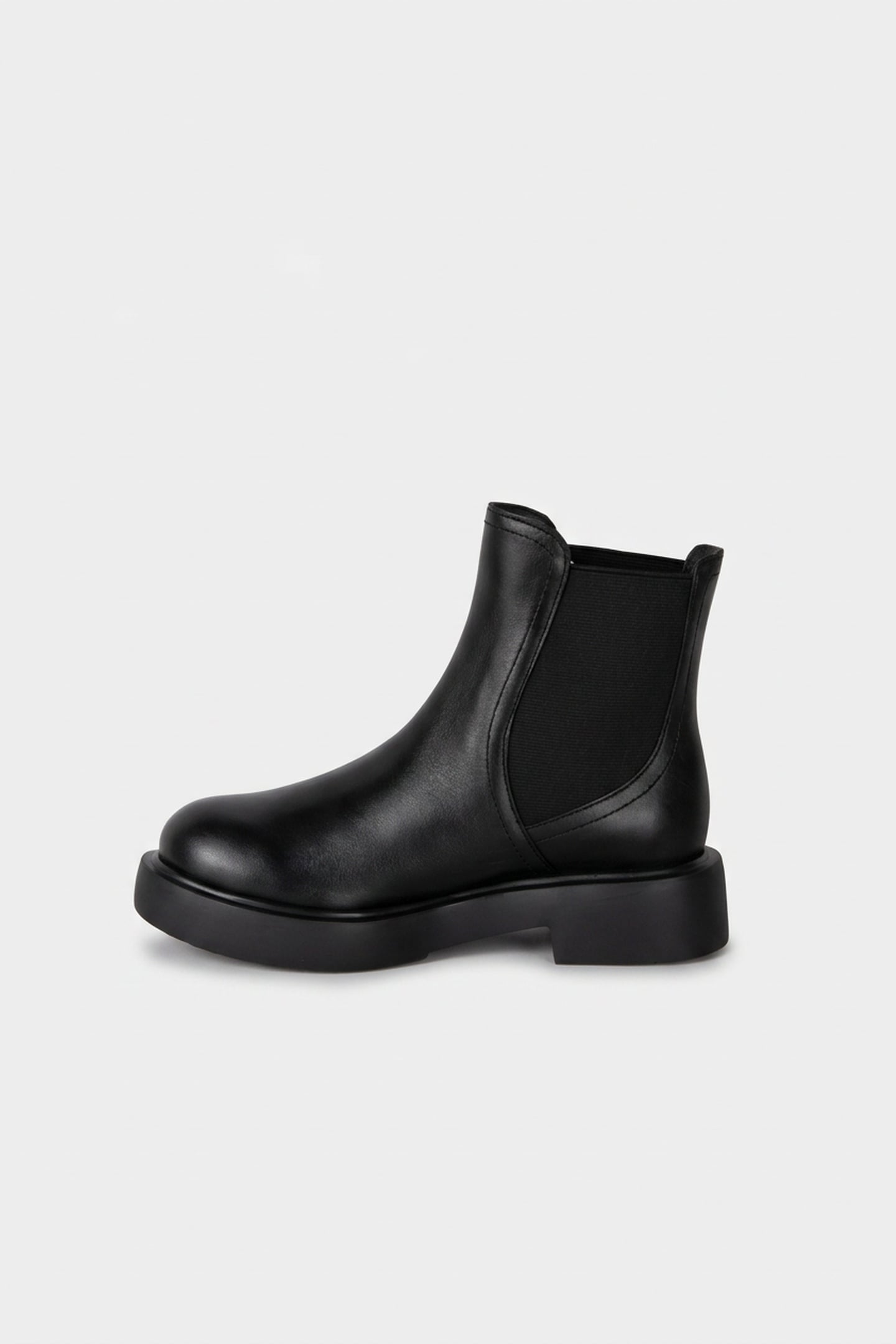 BOOTS BLACK 4