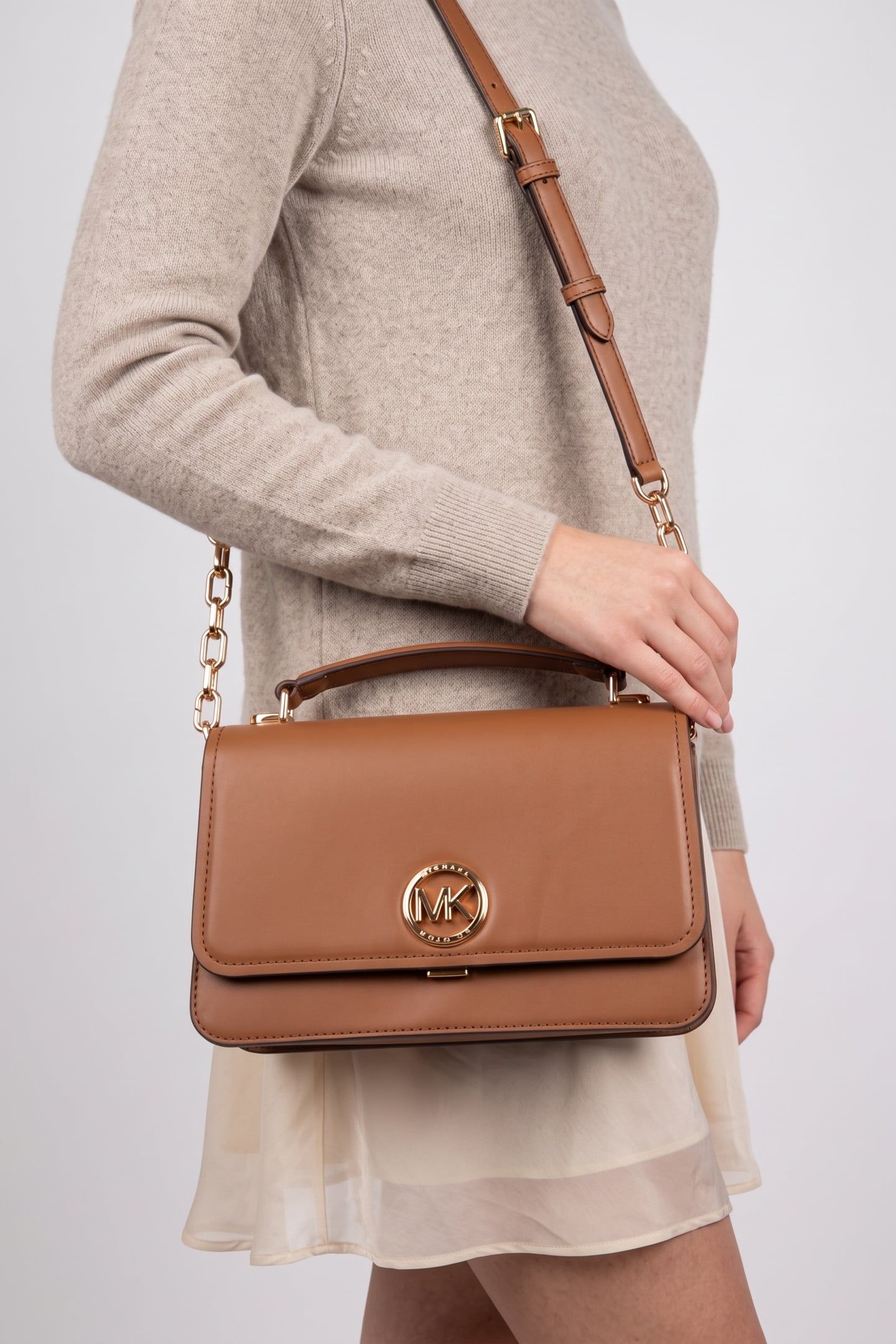 MEDIUM CHAIN SATCHEL LUGGAGE 3