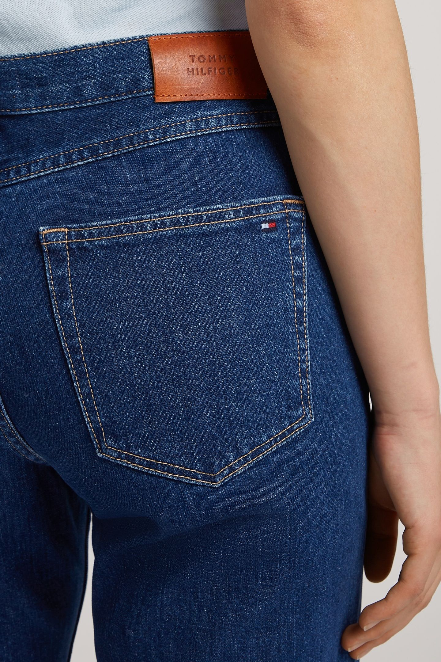 CLASSIC STRAIGHT MEDIUM RISE ACE 6