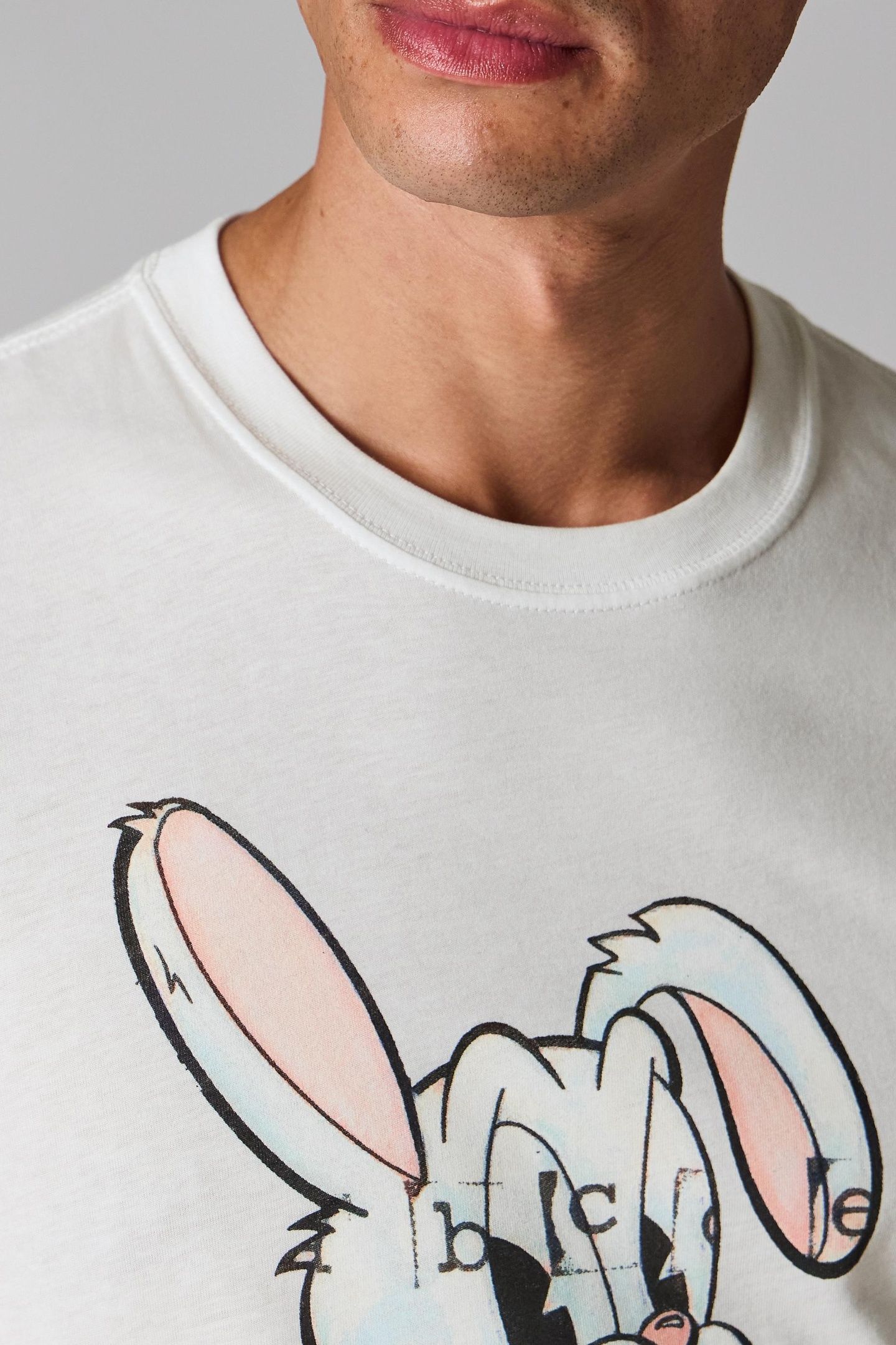 MENS SLIM FIT SS T SHIRT BUNNY WHITE 6