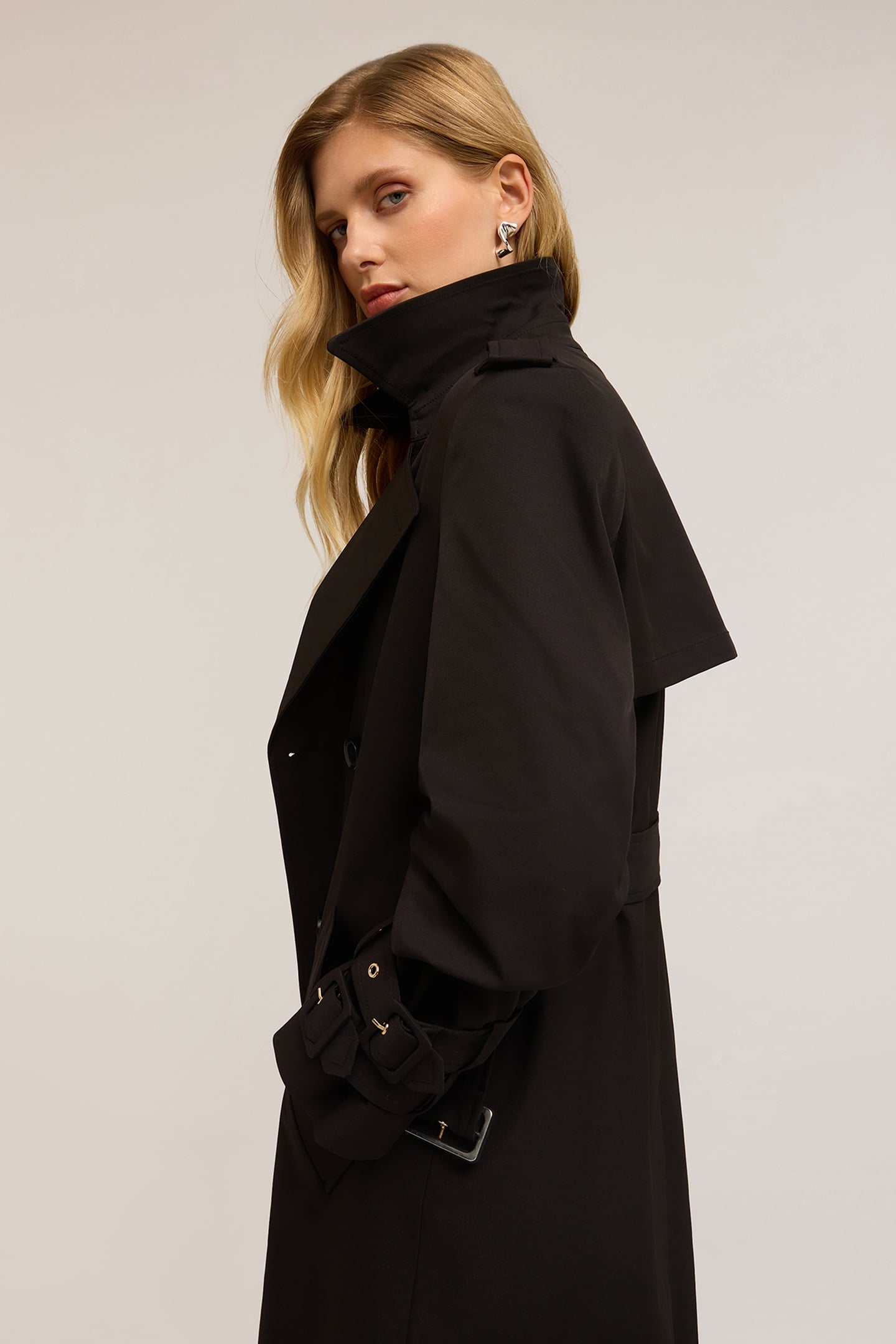DOUBLE-BREASTED TRENCH COAT IN TECHNICAL FABRIC BLACK 4