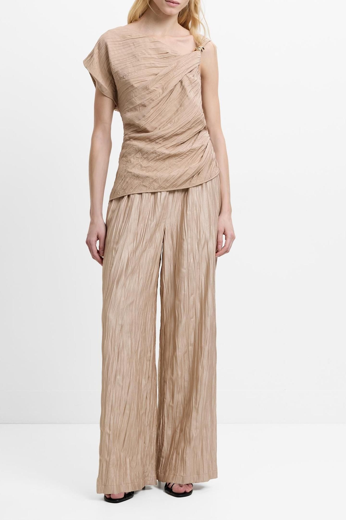 NOVIE ASYMMETRIC TOP WARM NEUTRAL 5