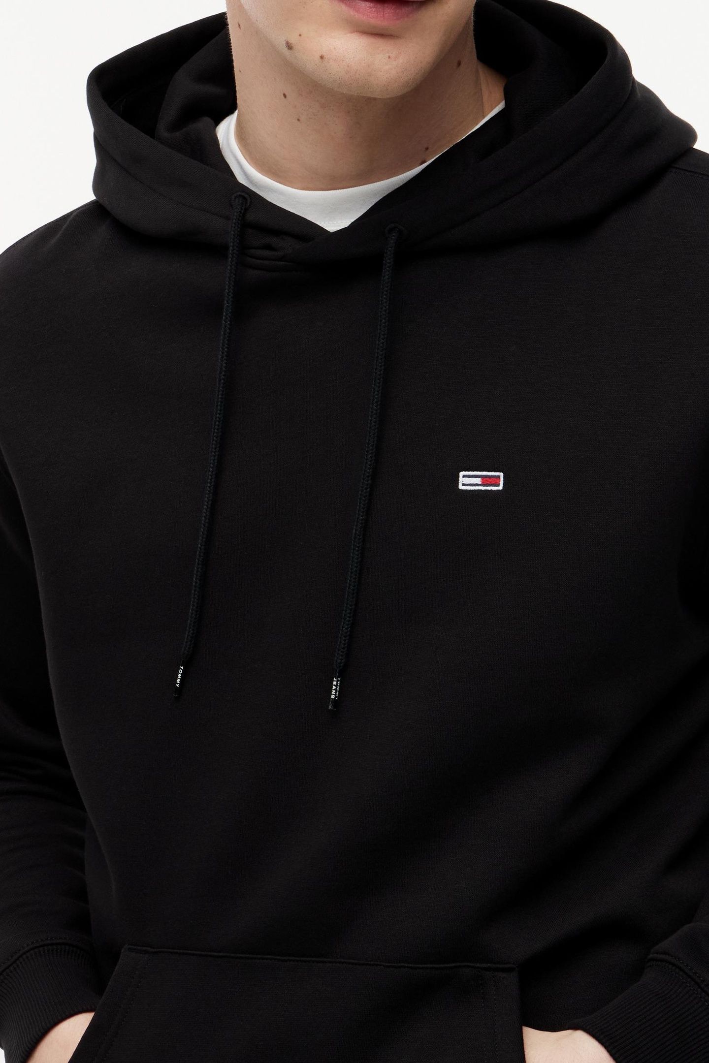 TJM REG FLAG HOODIE BLACK 5