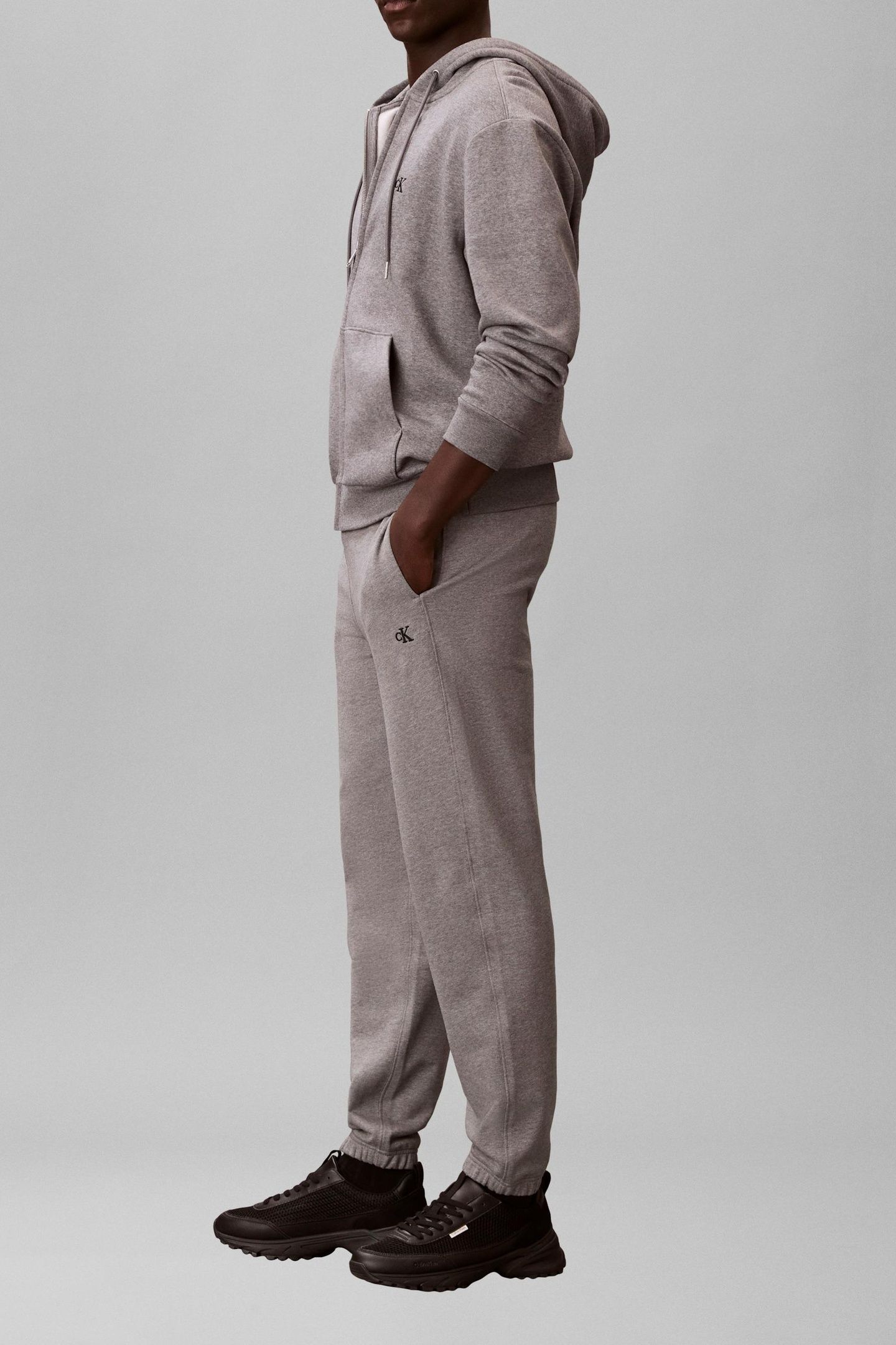 350TERRY MONOGRAM MED GREY HEATHER 5