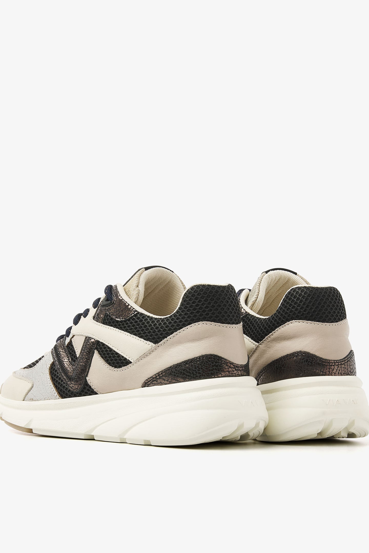 VIC KYRO MULTICOLORED 3