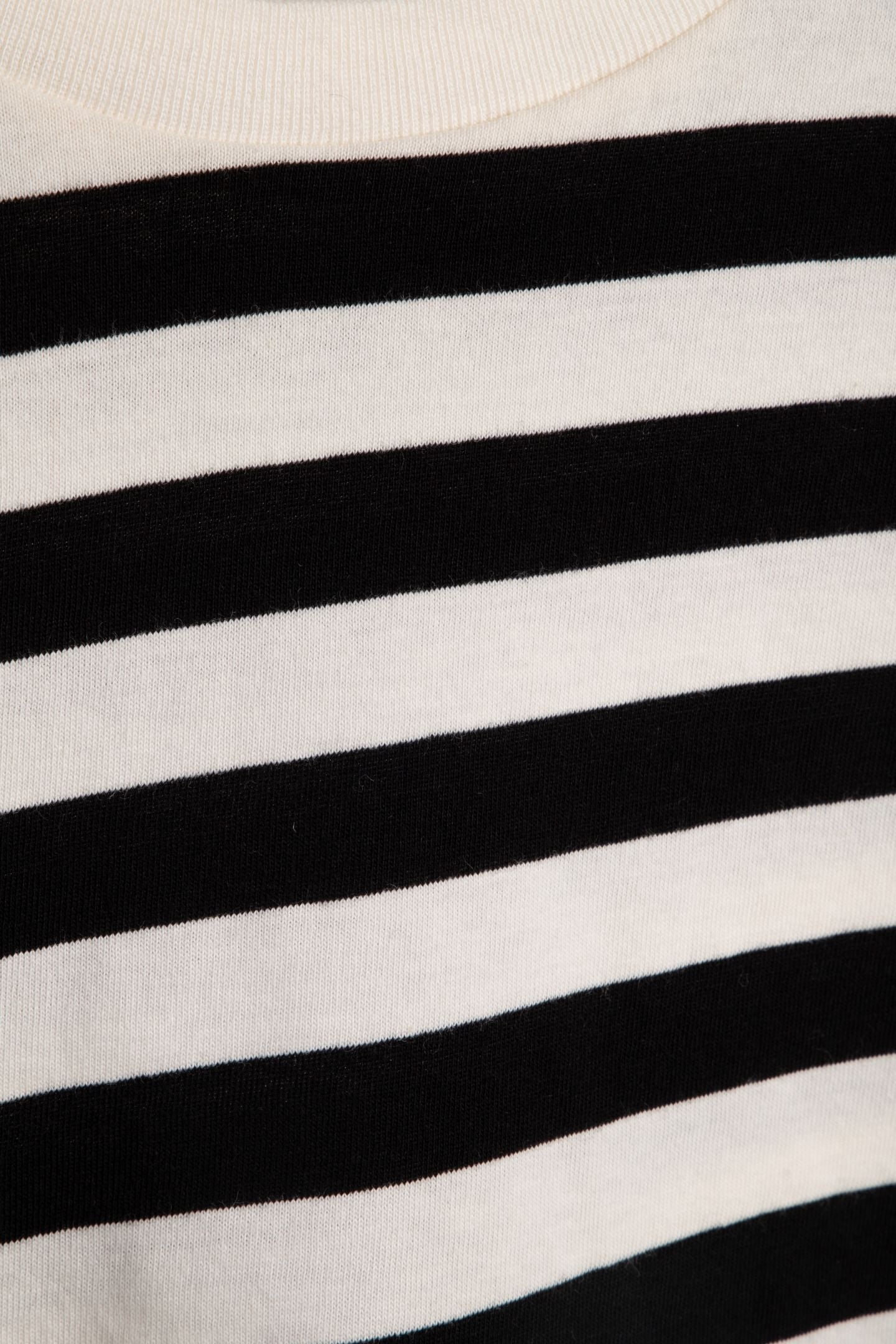 JOANNA LS T-SHIRT BLACK 4