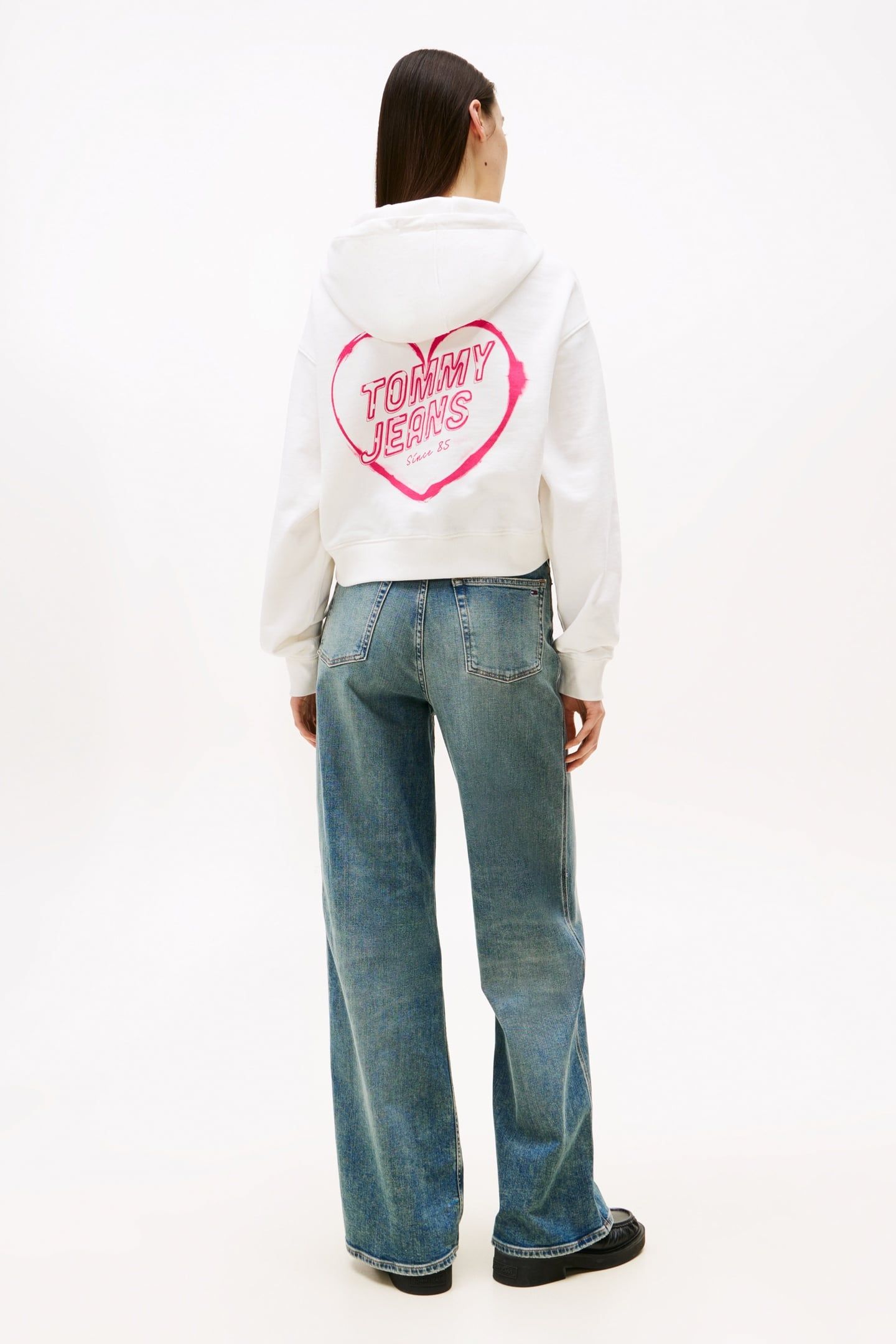 TJW RELAXED CRP HEART HOODIE ECRU 2