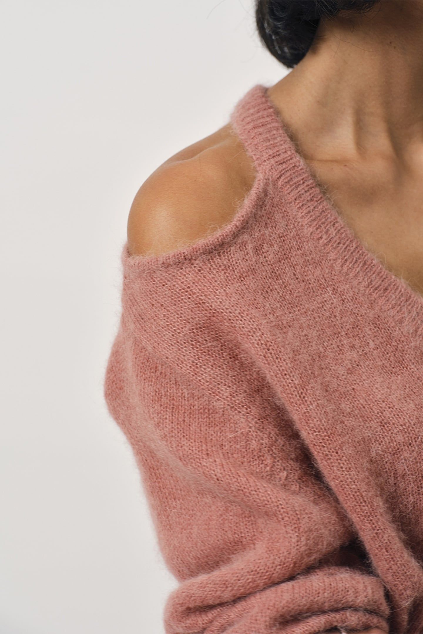 IMANY OPEN SHOULDER SWEAT AMBER GLOW 5