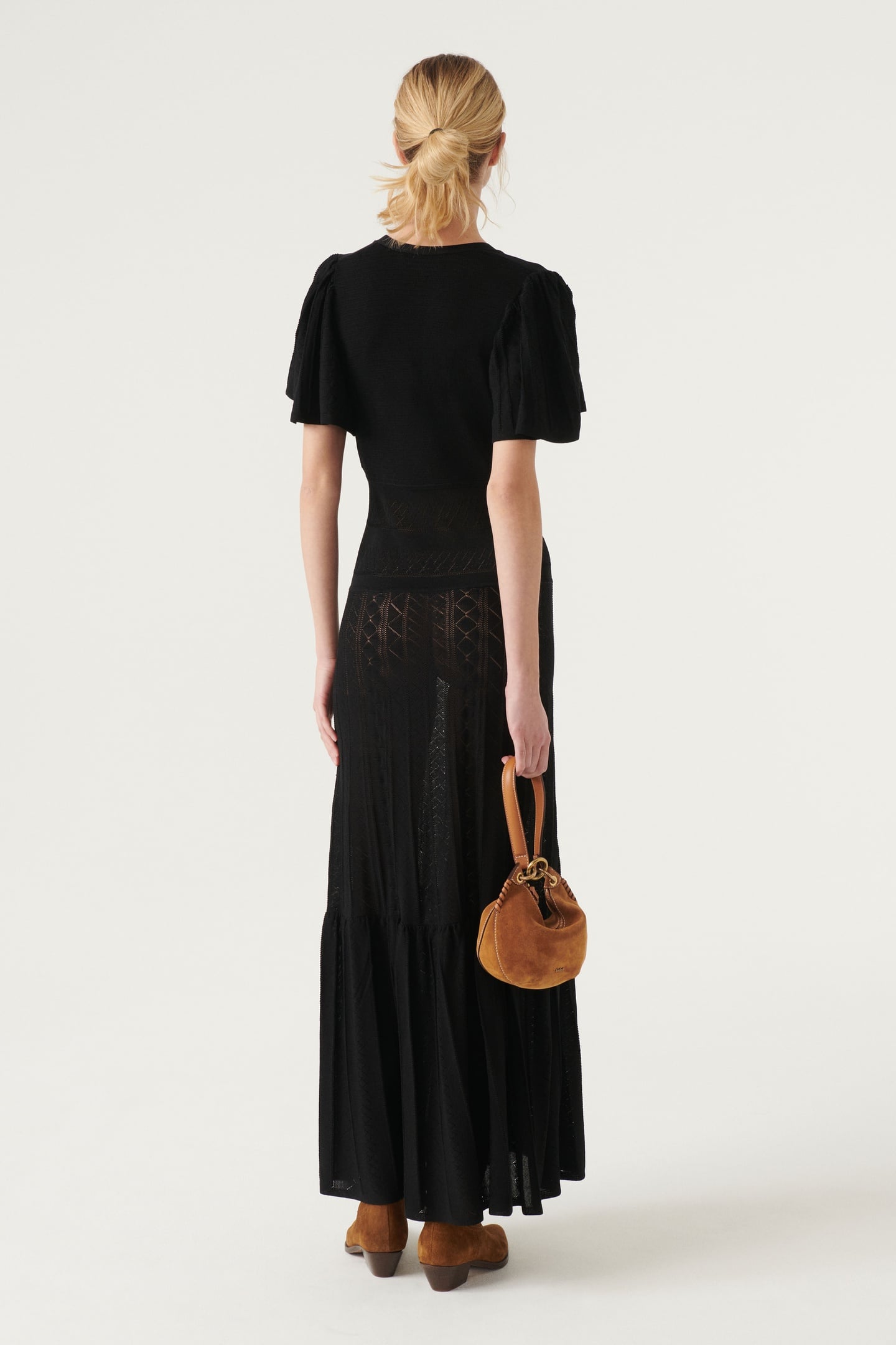 MID-LENGTH DRESS BLACK 6