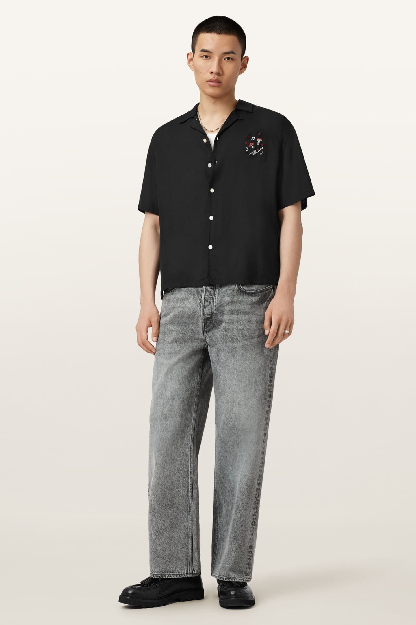 FUNGI SS SHIRT JET BLACK 1