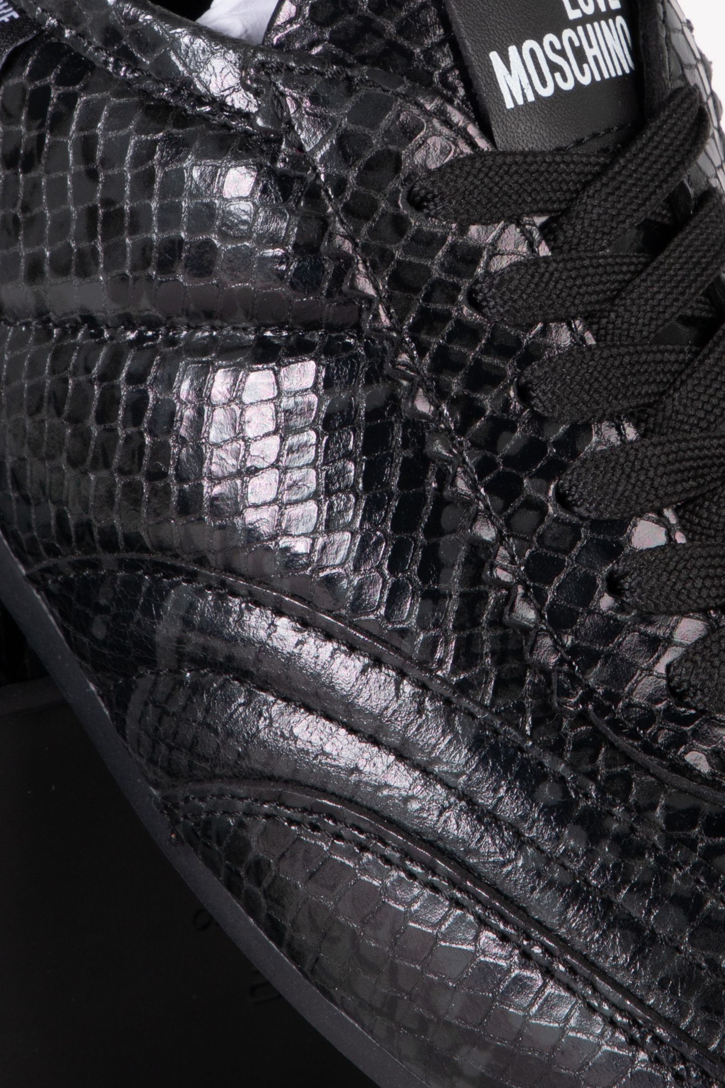 SNEAKERS BLACK 2