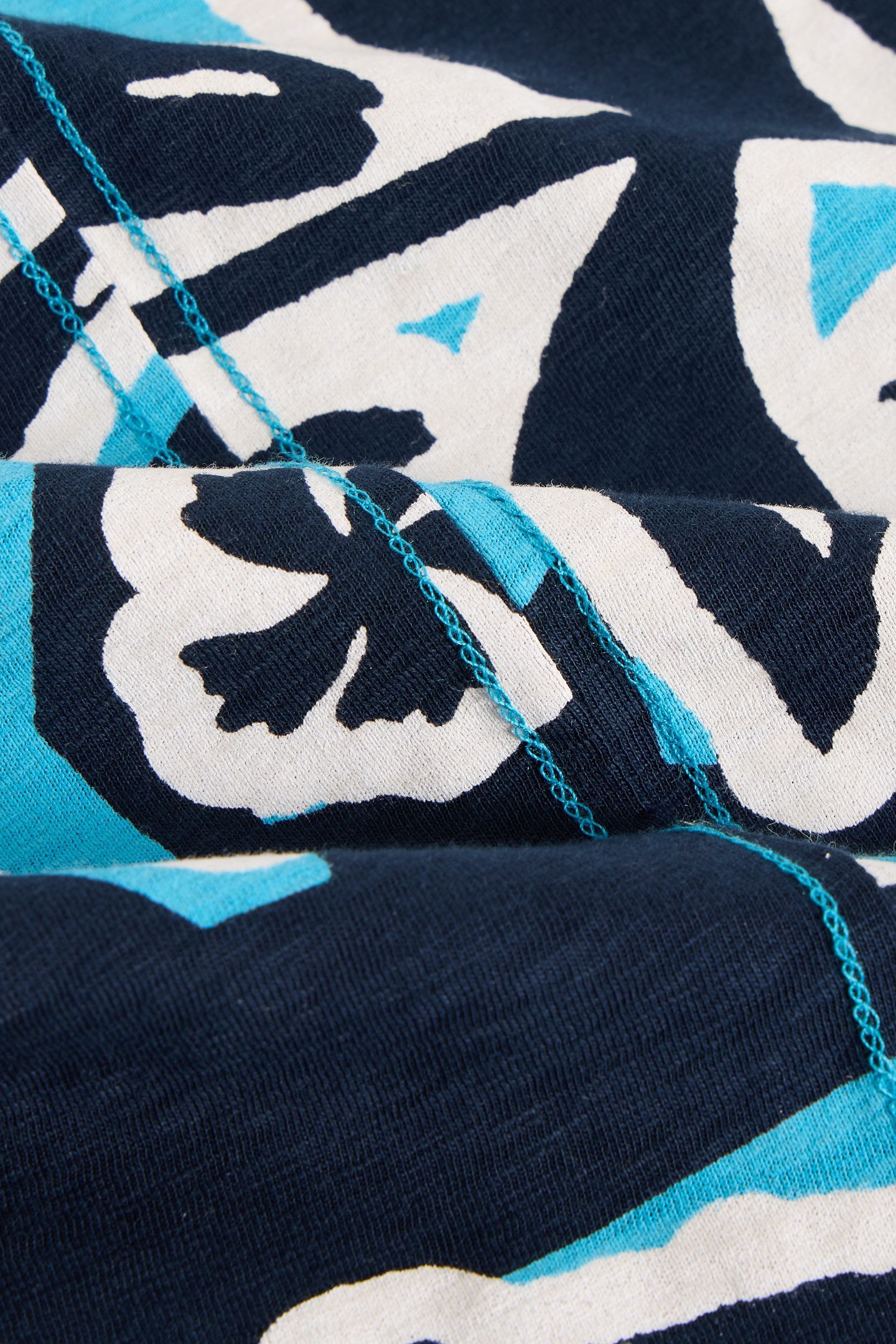 NELLY HALF SLV TEE NAVY PRINT 6