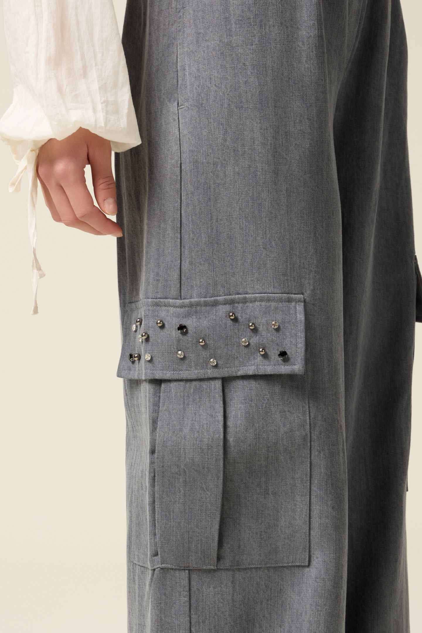 TENCEL CARGO PANTS WITH STONES GREY 5