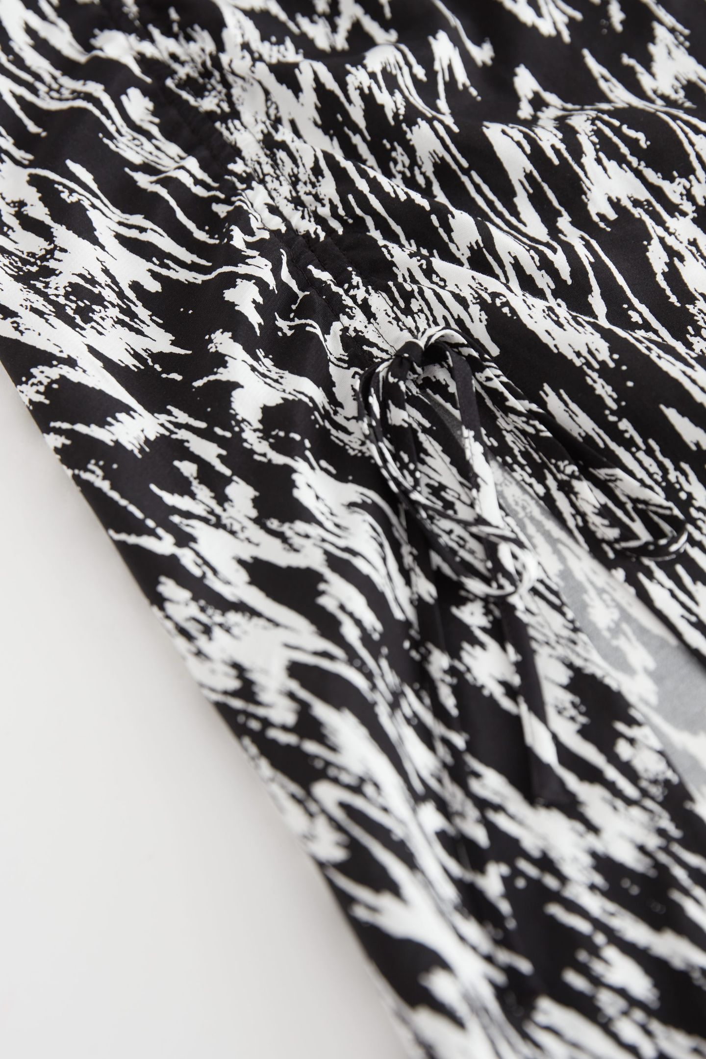 ST LILLIE PRINTED DRESS BLACK 3