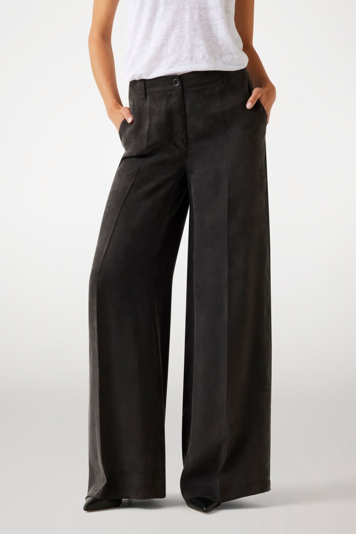 CELESTINE FLUID PLEA JET BLACK A996 1