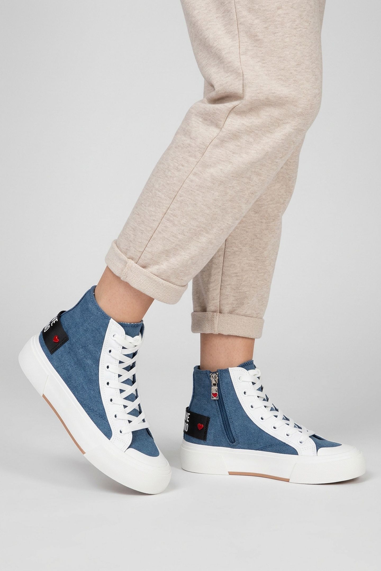 SNEAKERS LIGHT BLUE 3