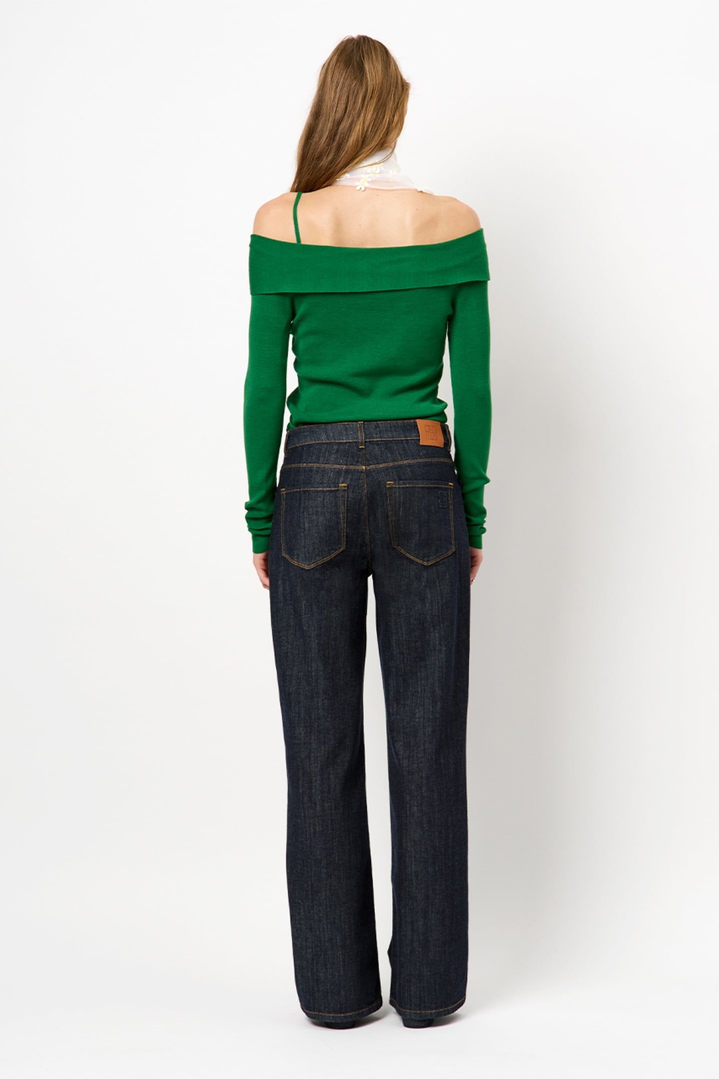 WAVE ASYMMETRIC KNITTED SWEATER RADIANT GREEN 3