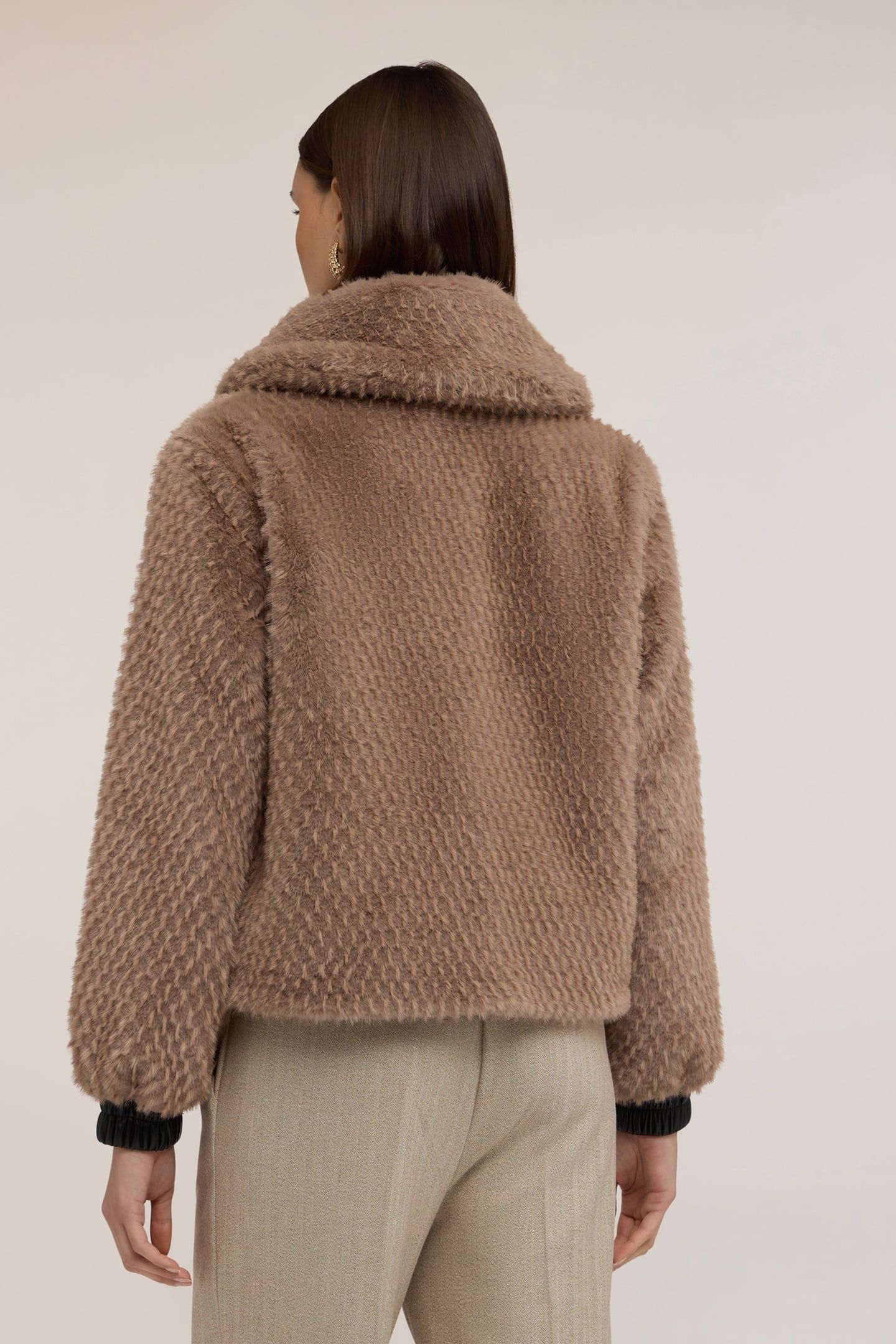 PLUSH EFFECT JACKET BROWN 3