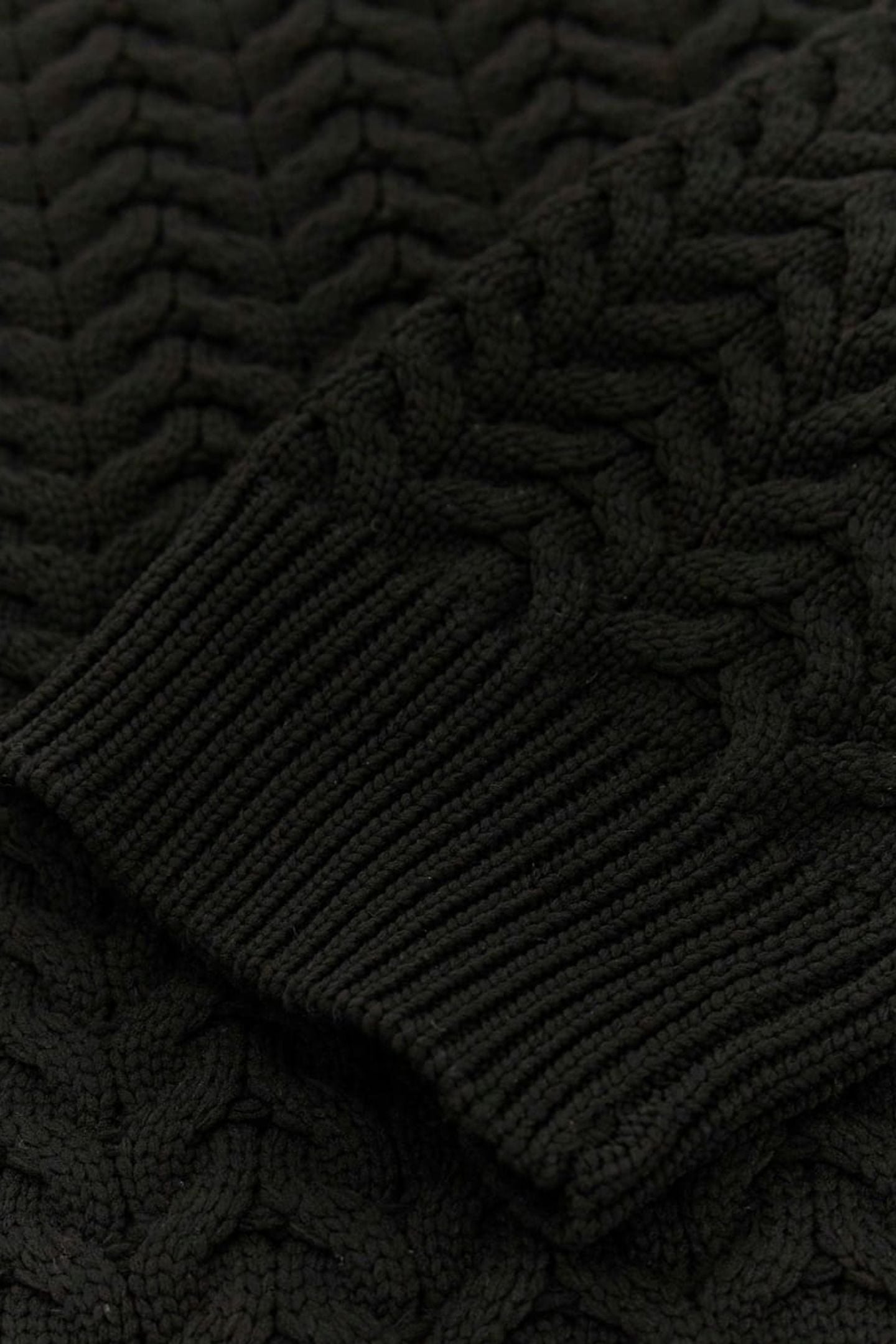 LS CN LOGO BUTTON RE JET BLACK A996 7