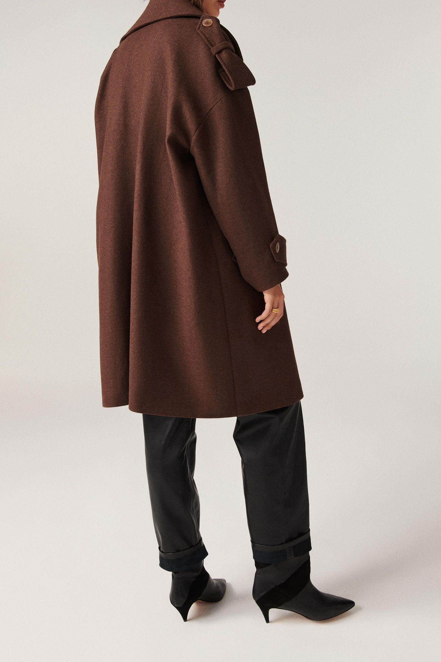 MID-LENGTH COAT MARRON 2