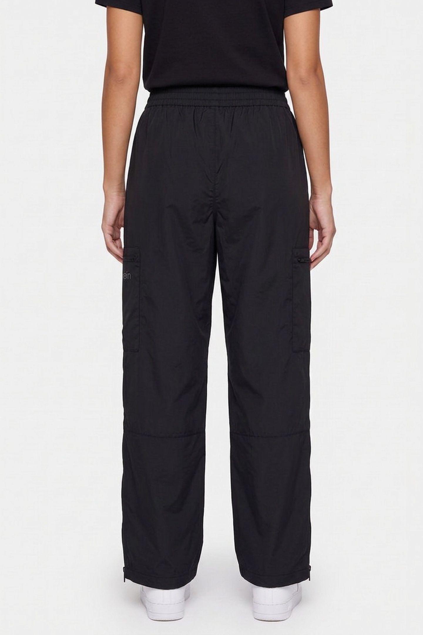 TECH ZIPPER PANT BLACK 2