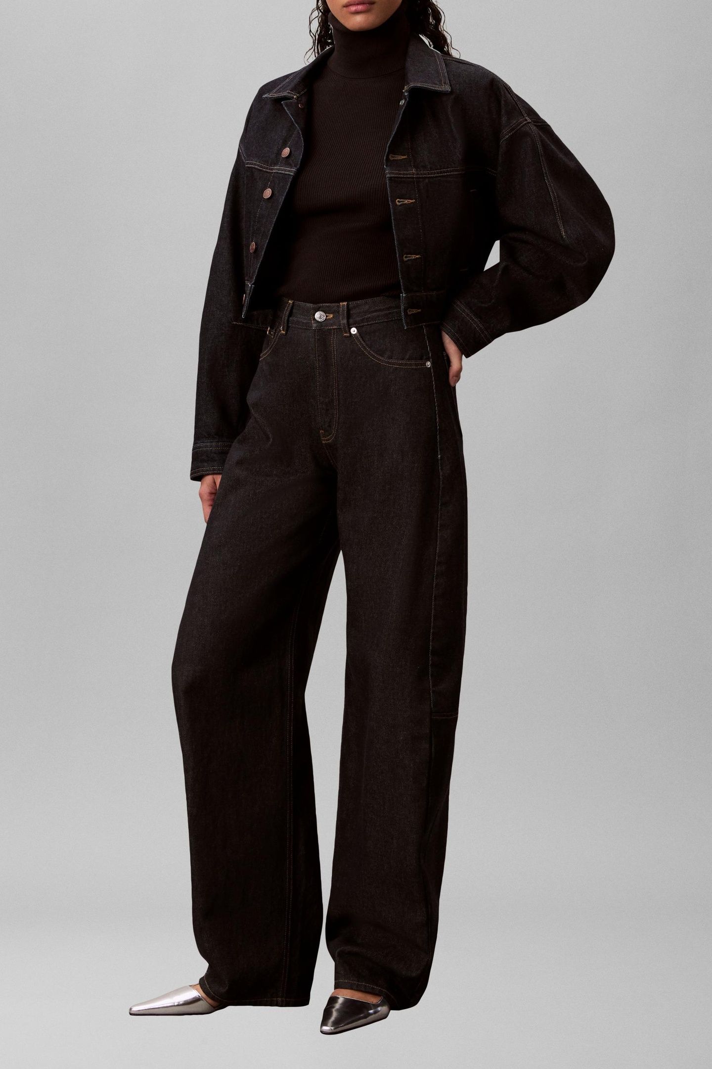 HERITAGE LABEL ROLL BLACK 3