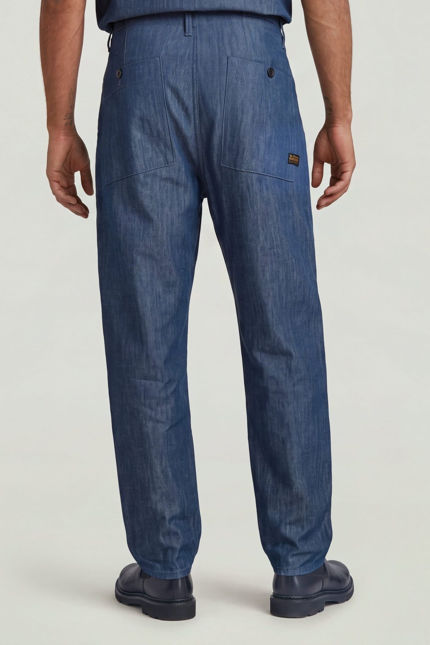 PLEATED CHINO RELAXED TAPERED BLUE 2