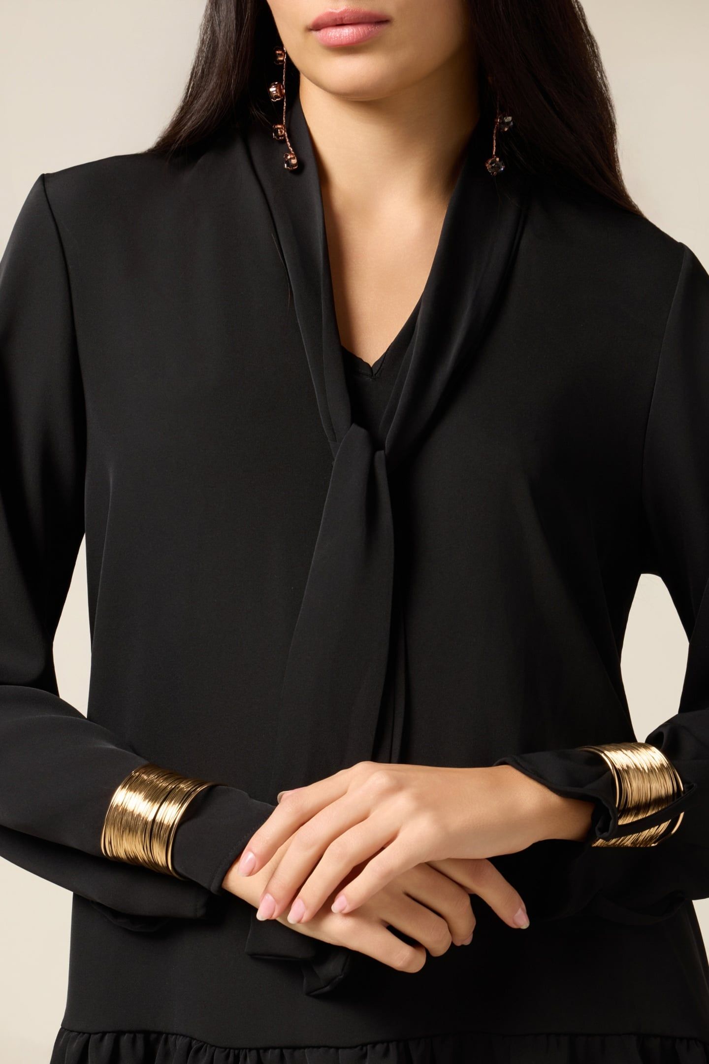 FLARED DRESS WITH GOLDEN BRACELETS BLACK 4