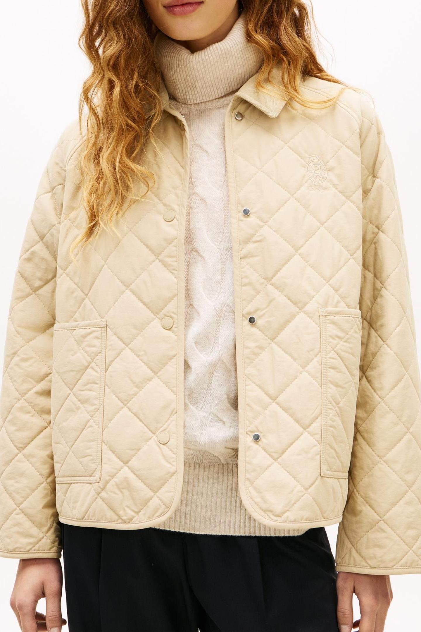 PADDED MODERN QUILTED SILT 3