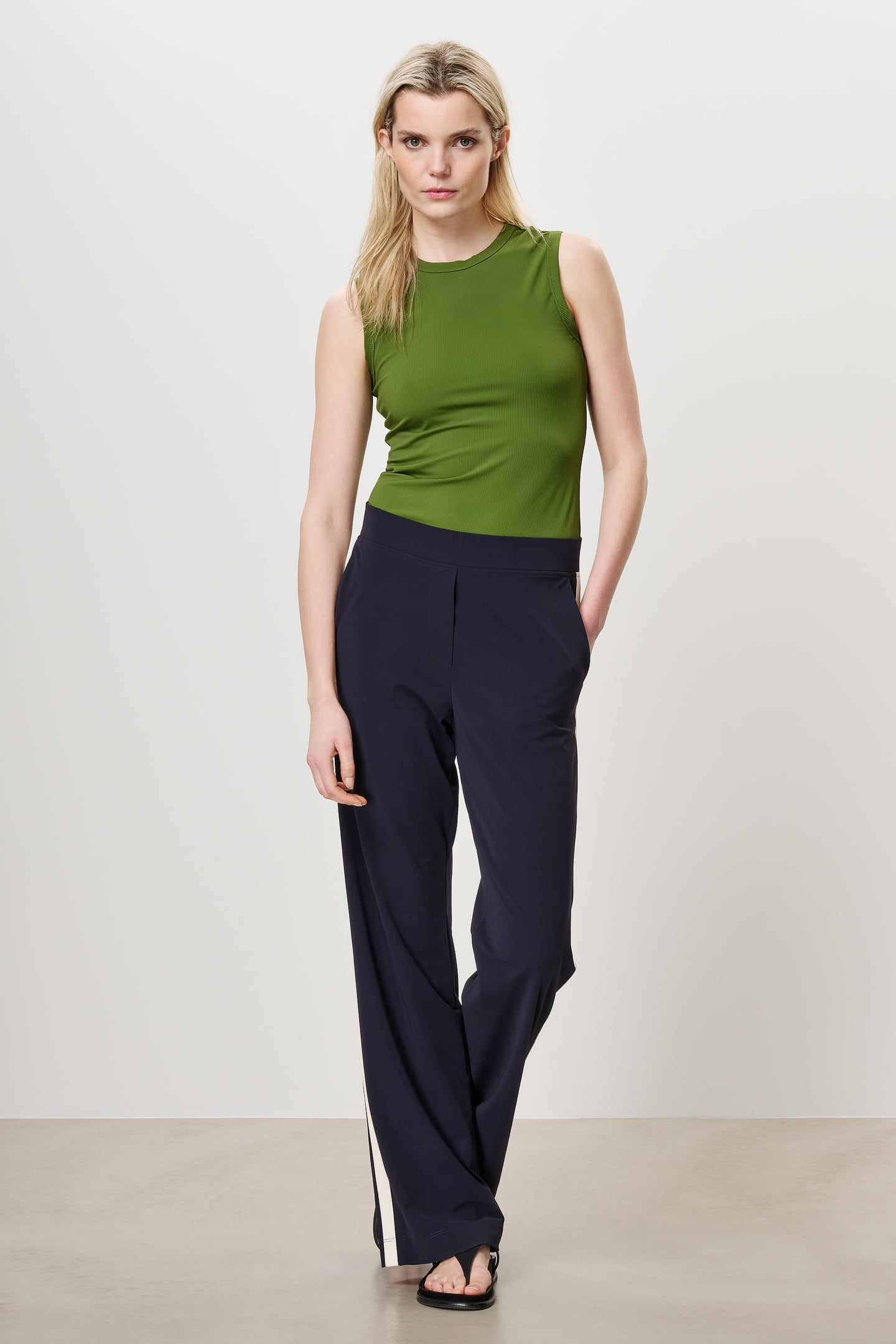 AFTON TOP MOSS 2