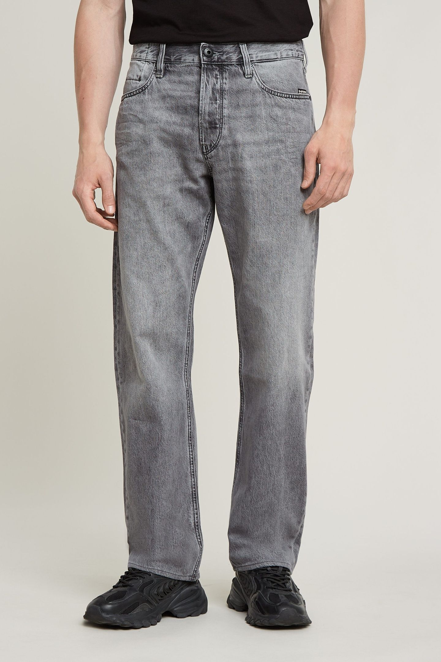 DAKOTA REGULAR STRAIGHT GREY 1