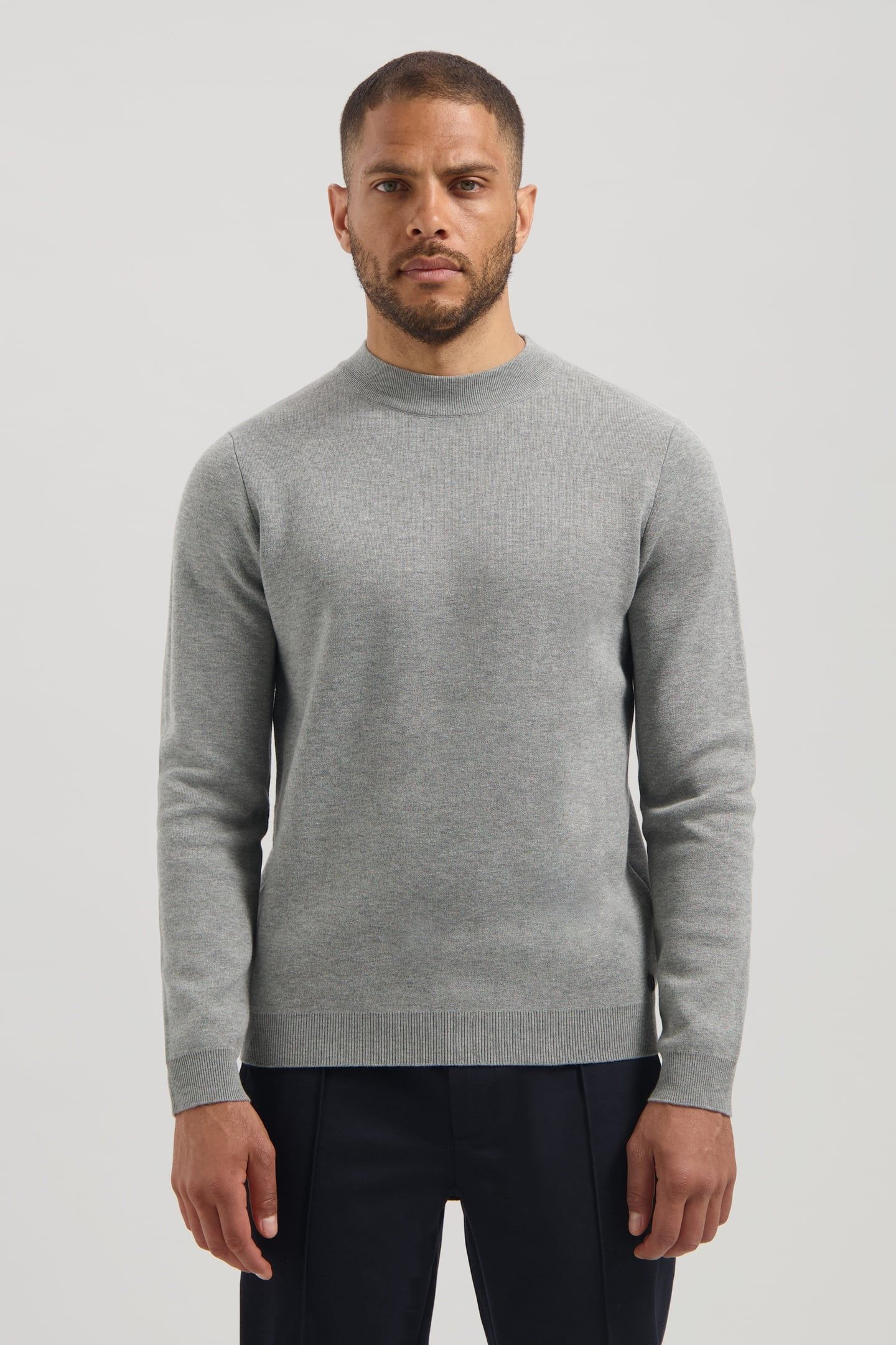 DS_ARCHER MOCKNECK DK. GREY MELANGE 1