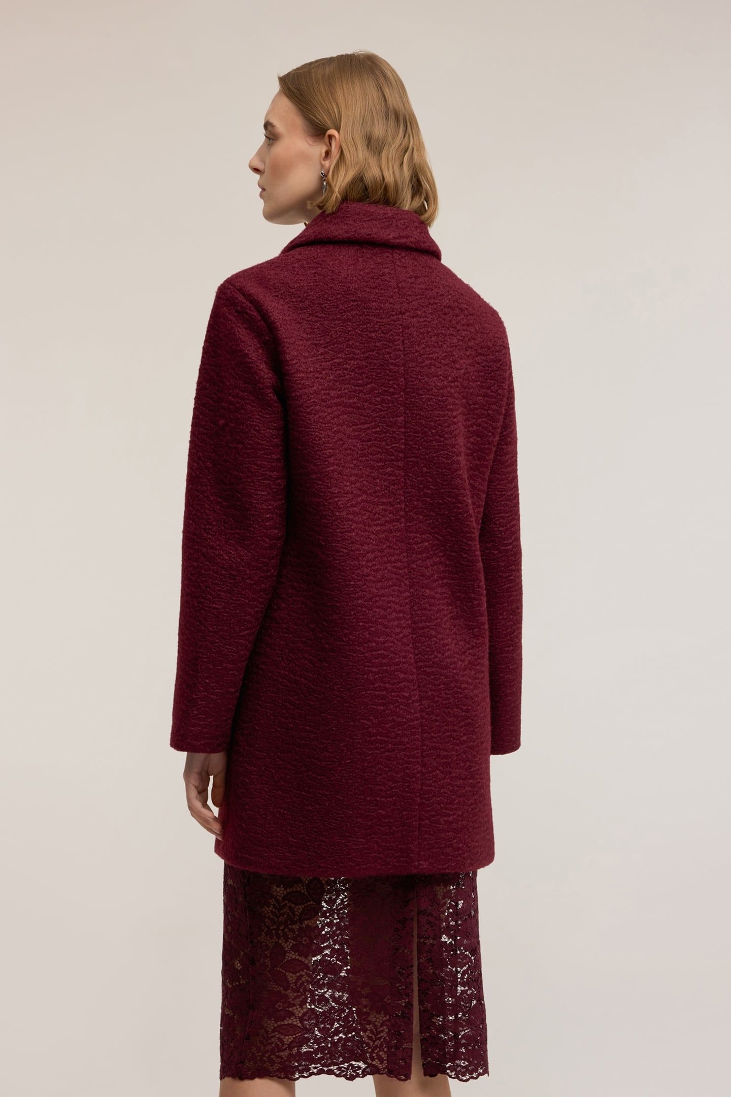 BOUCLÉ WOOL COAT BURGUNDY 3