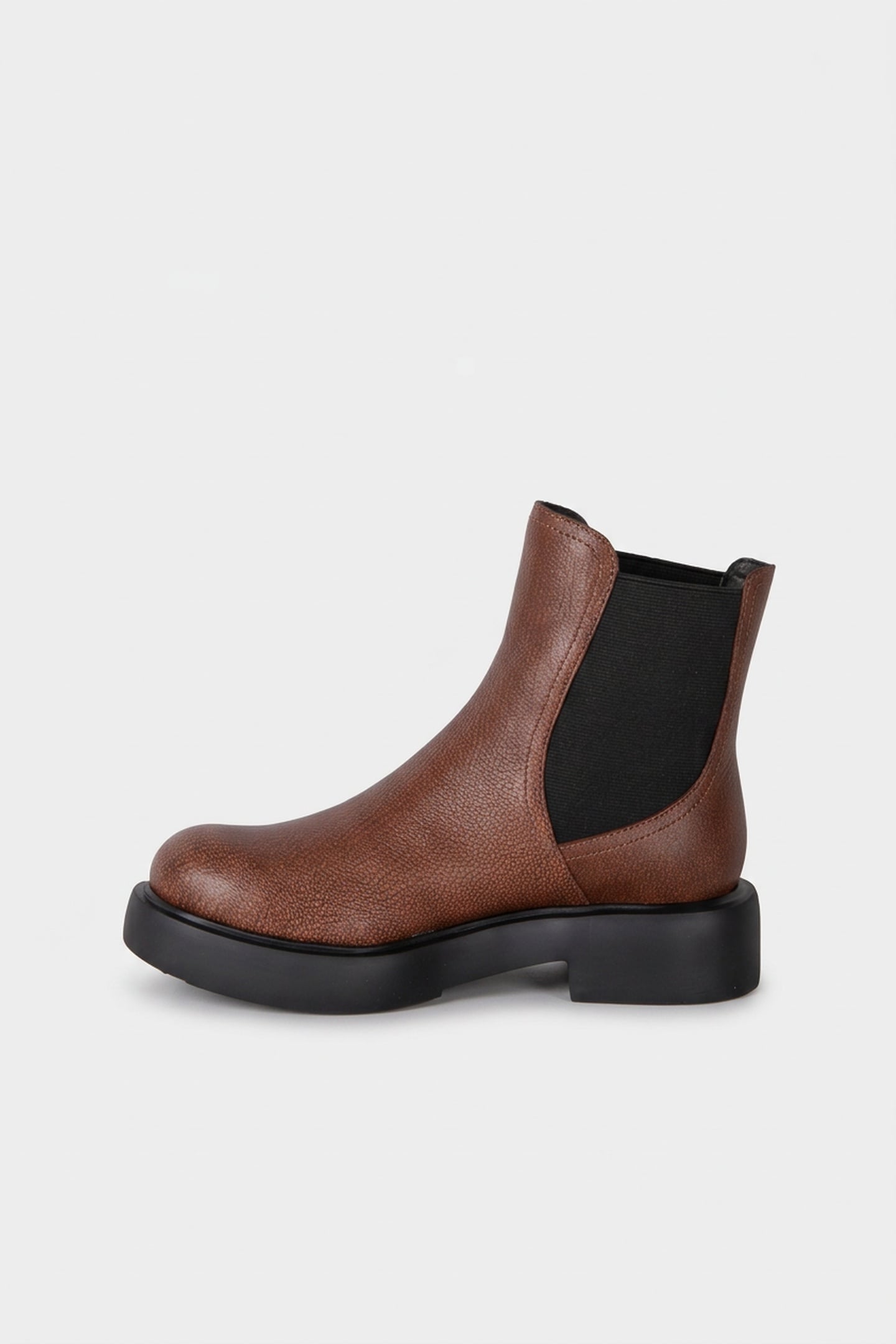BOOTS BROWN 4