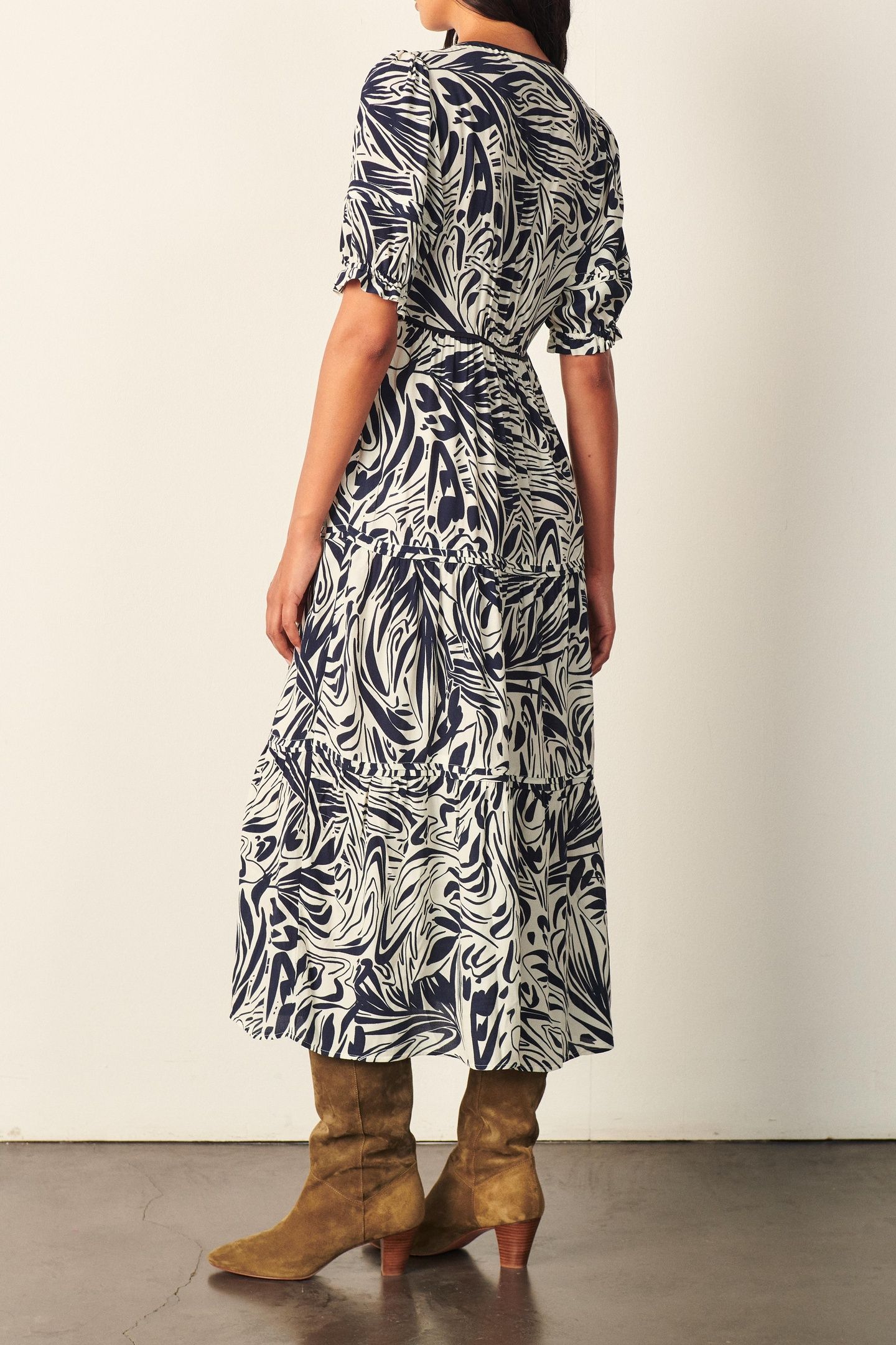 MID-LENGTH DRESS ECRU 7