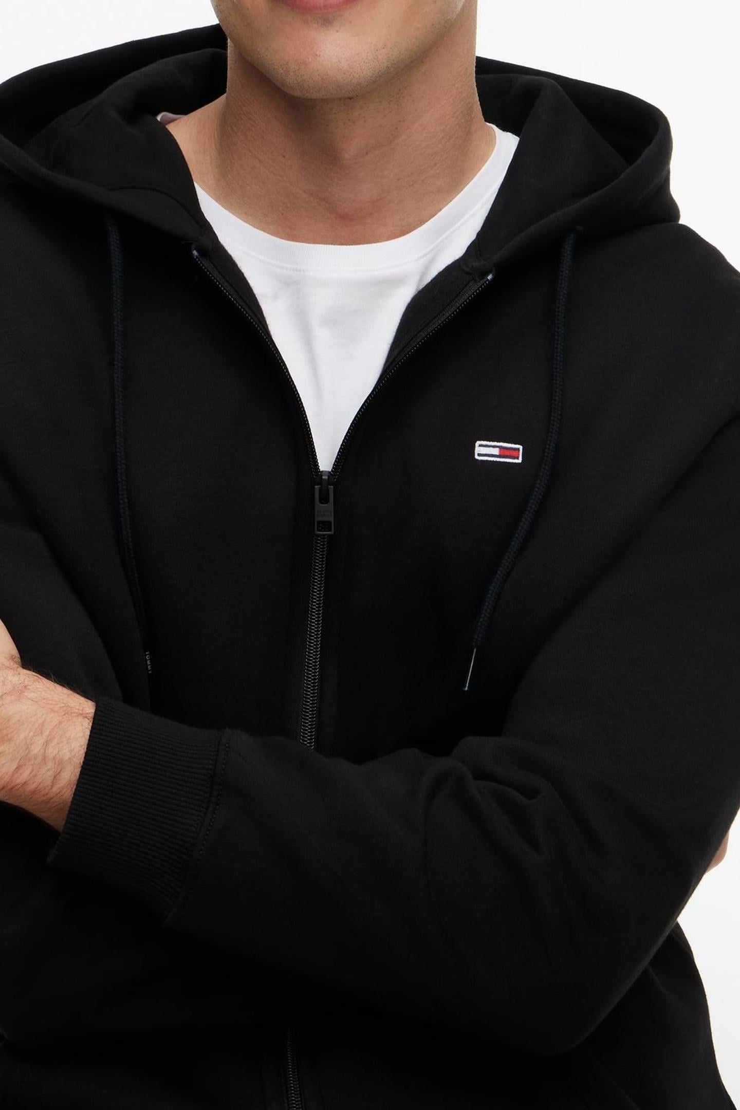 TJM REG FLAG ZIP THRU BLACK 7
