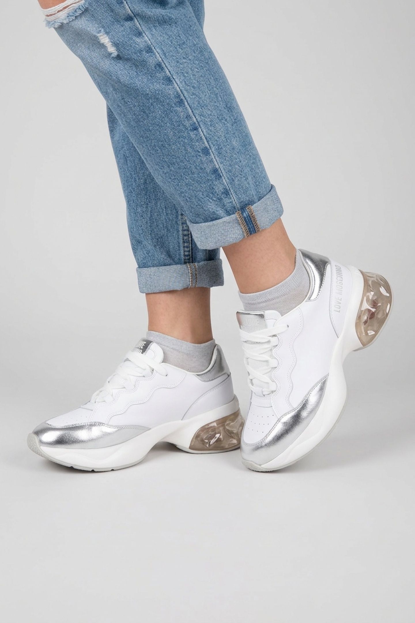 SNEAKERS WHITE 2