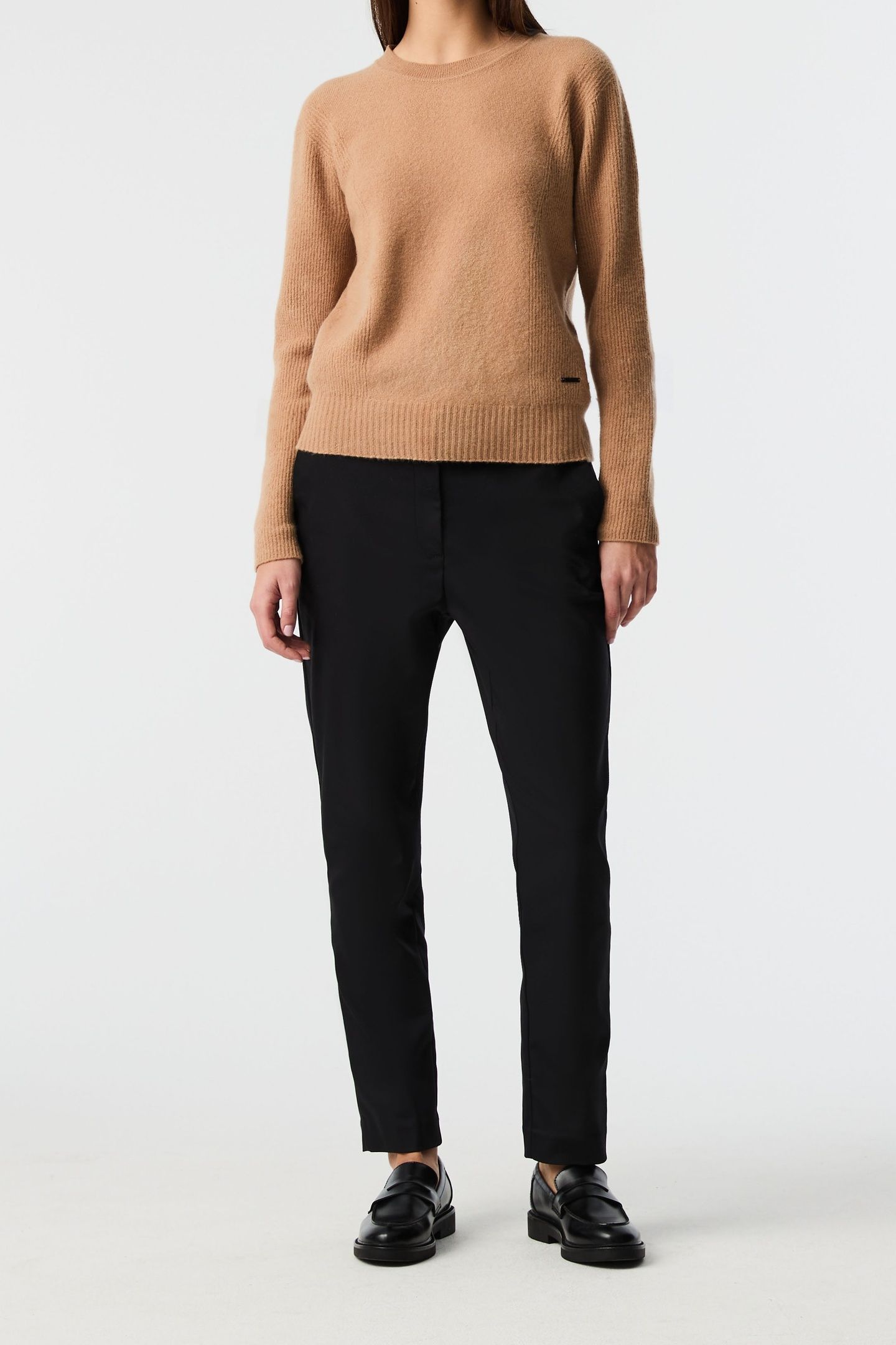FAAMO V1.Y9.02 PULLOVER CAMEL 1