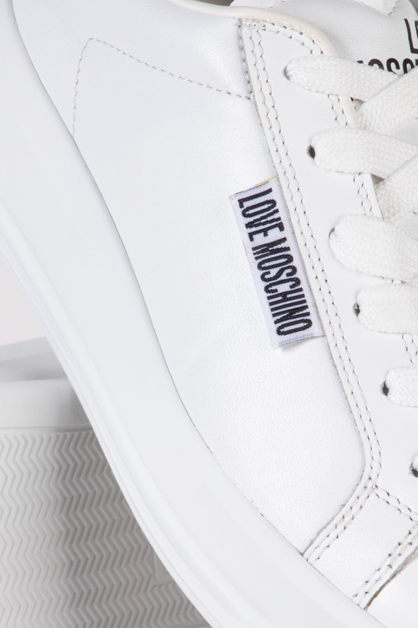 SNEAKERS WHITE 2