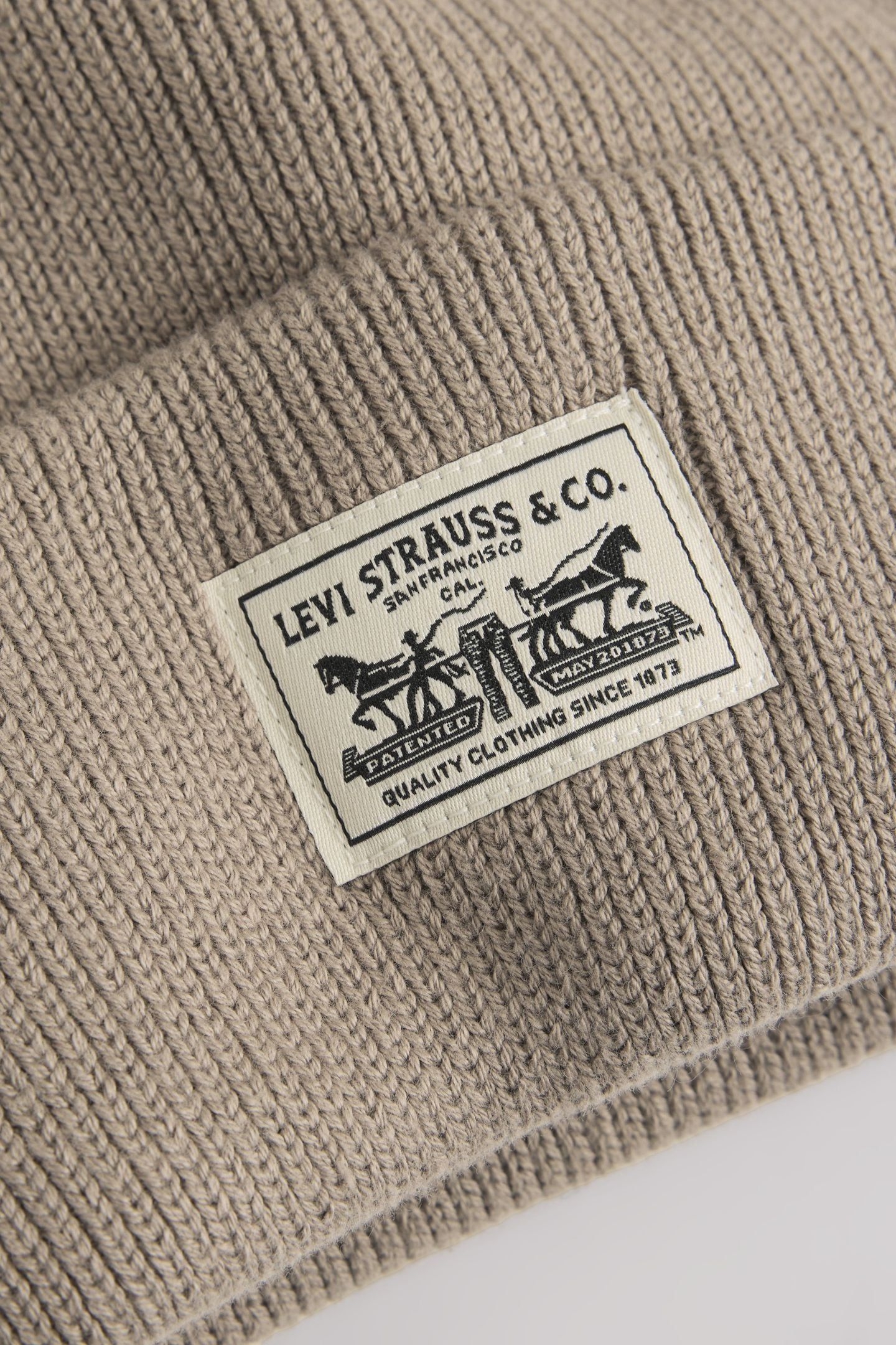 BACKPATCH BEANIE 5