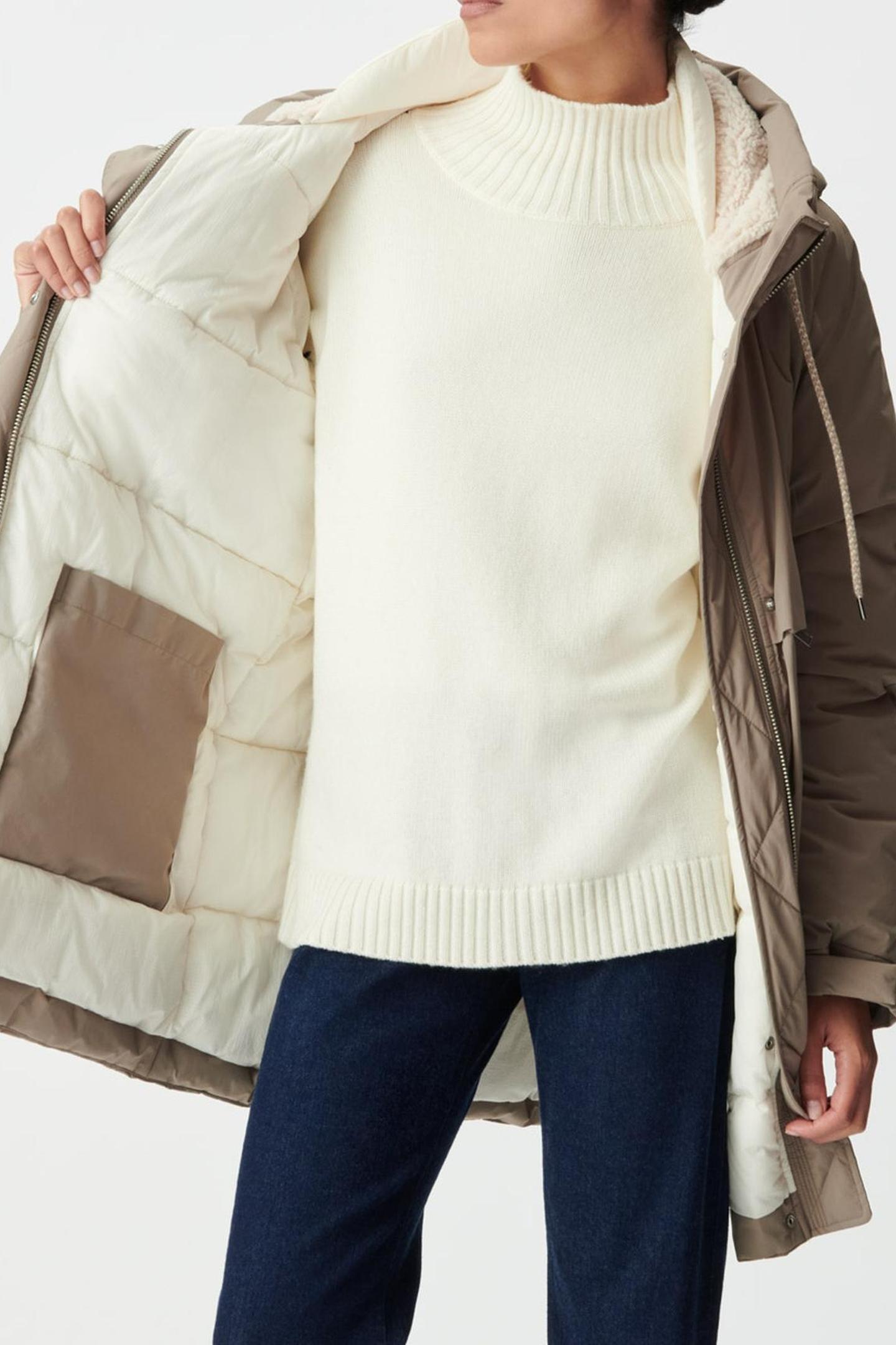 BEIGE PADDED JACKET WITH FUR-LINED HOOD 6