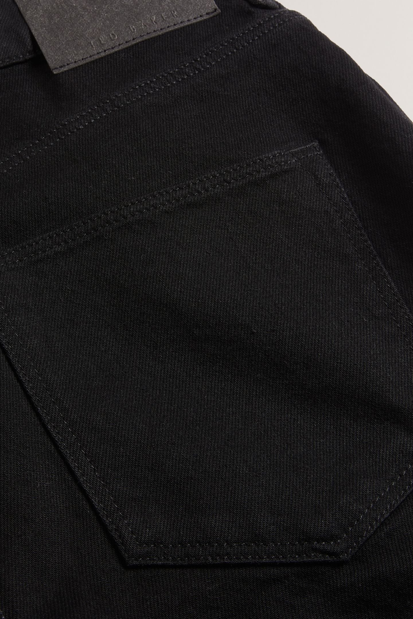 SANZAN MID RISE SLIM JEANS BLACK 3