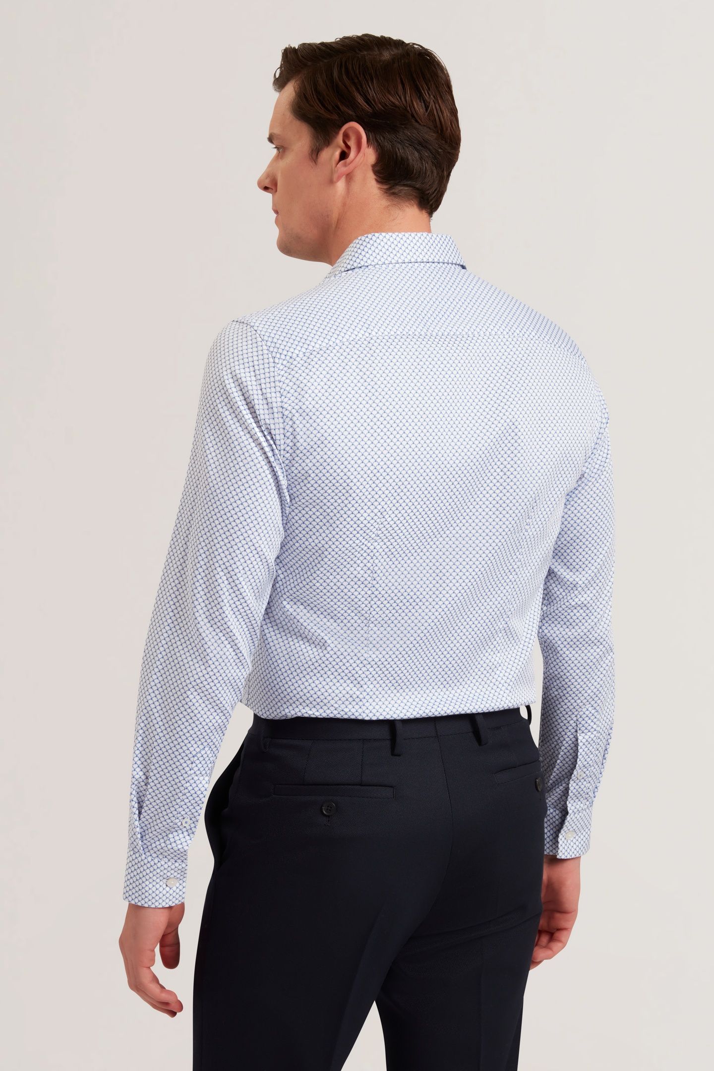 KAPLER LS SLIM TRIANGLE GEO PRINT SHIRT WHITE 2