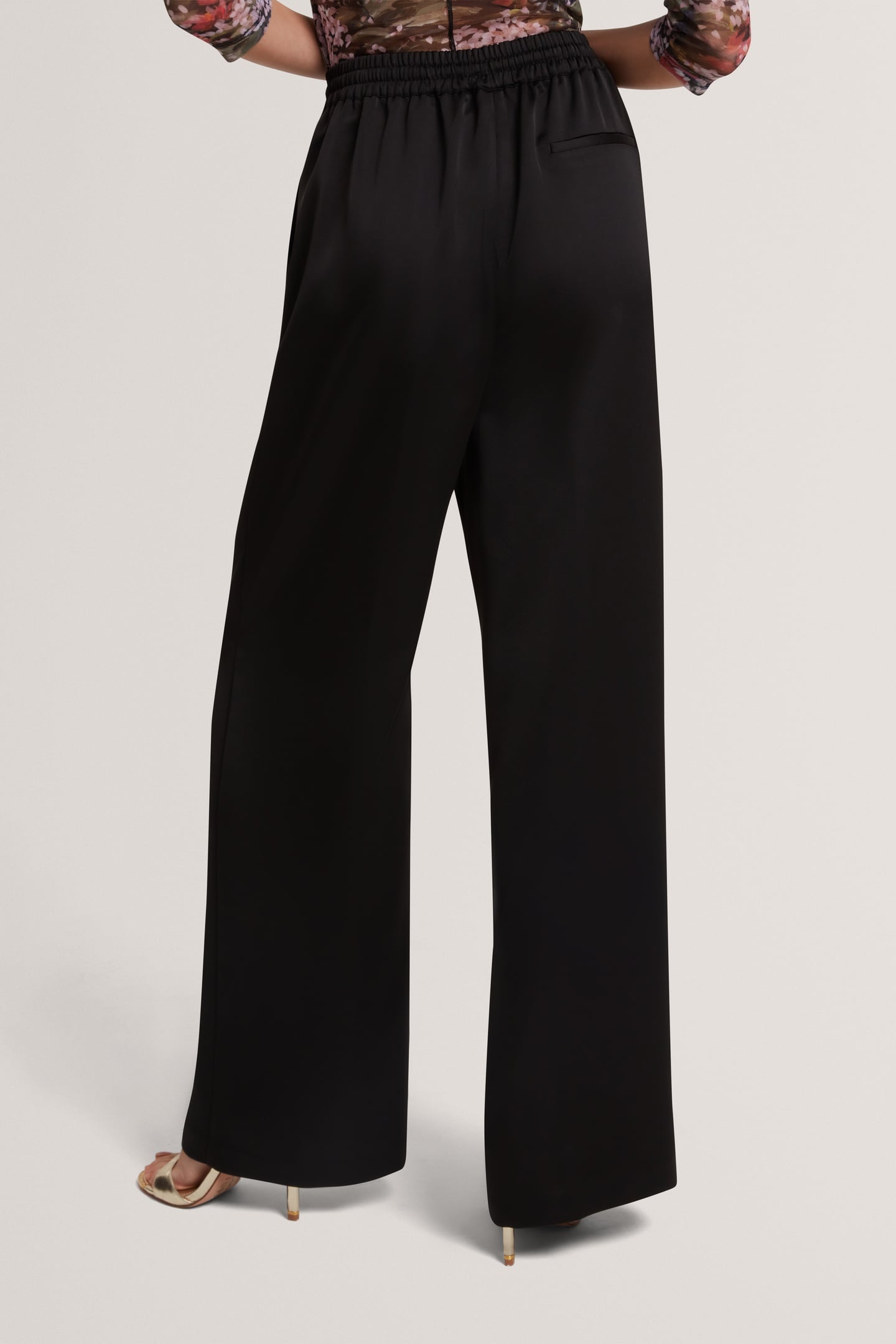 SATIN SLIM TAPER JOGGER BLACK 2